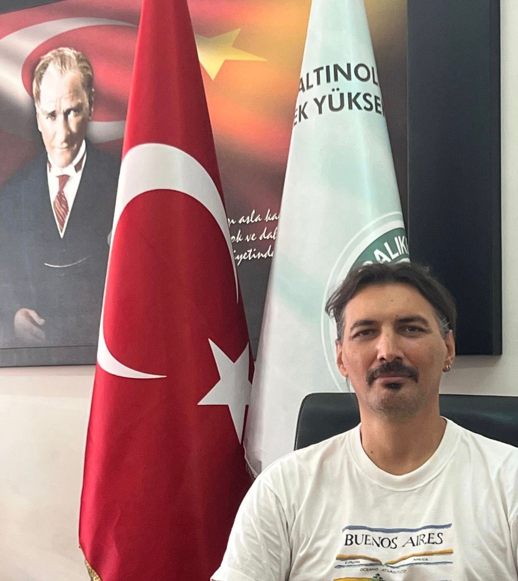 Dr. Alper YARDAN Doktor Öğretim Üyesi kadrosuna atanmıştır