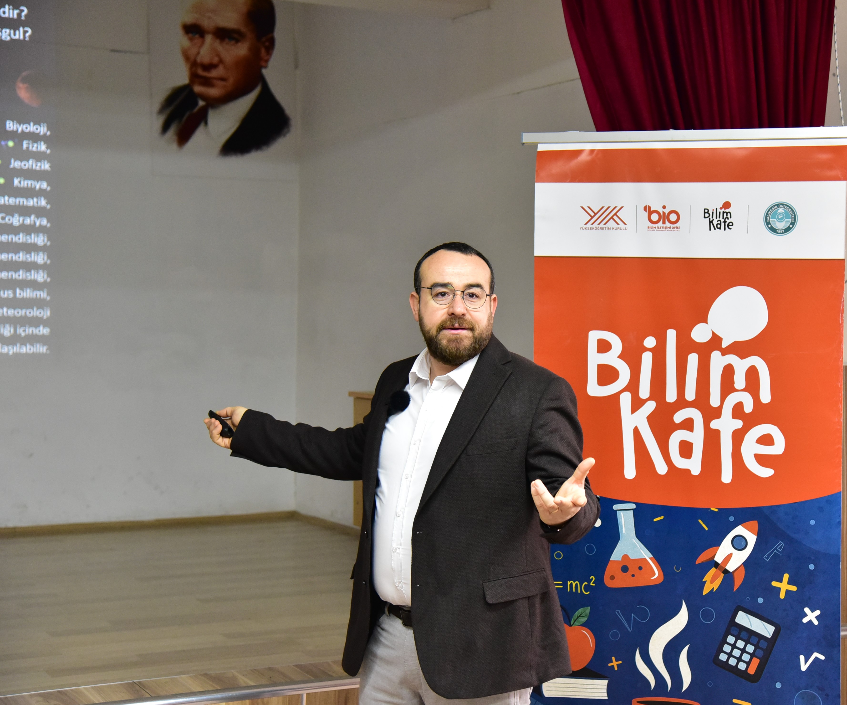 BAÜN’den Gençlere Deprem Bilinci: ‘Çök, Kapan, Tutun’ ile Hayati Eğitim 3