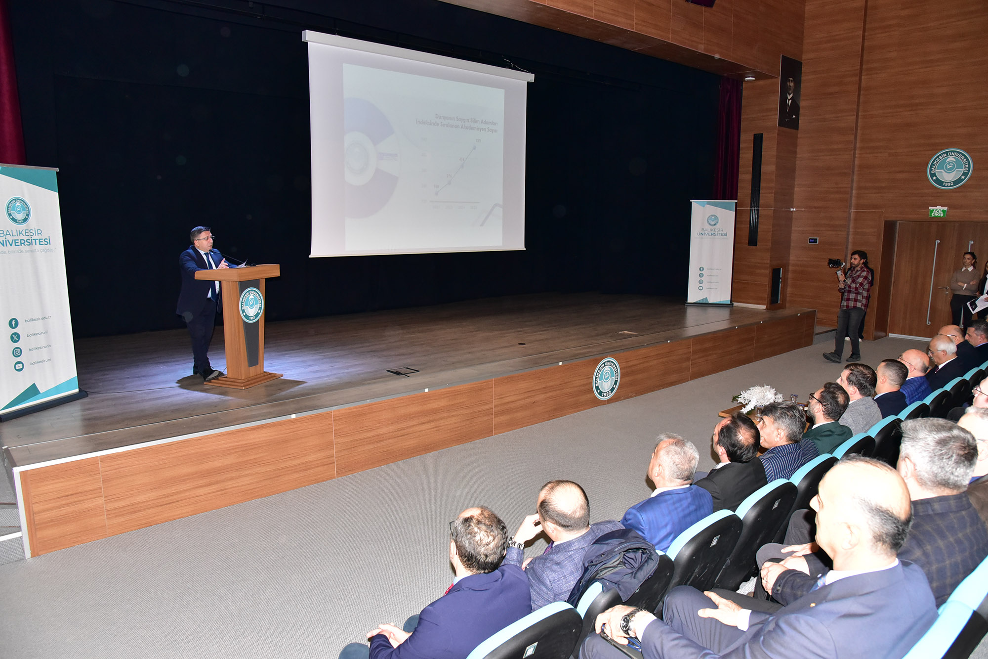 Bilimde Yükselen BAÜN’de Bir İlk Daha: Akademisyenlere Performans Belgeleri Törenle Verildi 5