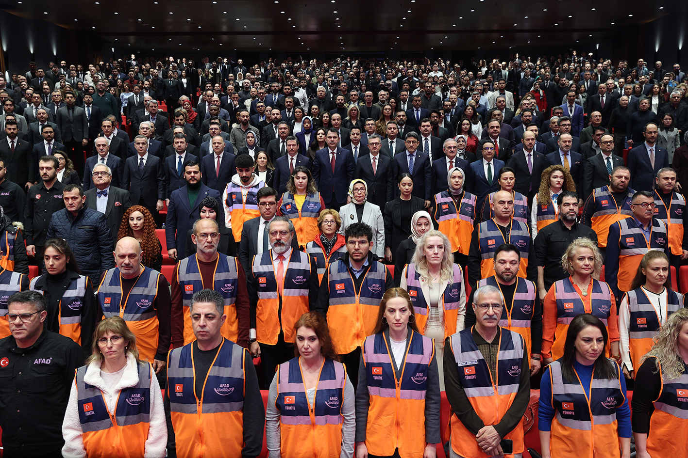 FAKÜLTEMİZ AKADEMİSYENLERİ ÜNİVERSİTEMİZİ TEMSİLEN "ASRIN İNŞASI: GÜÇLÜ TÜRKİYE'NİN İHYA VİZYONU PANELİ"NE KATILDI 5