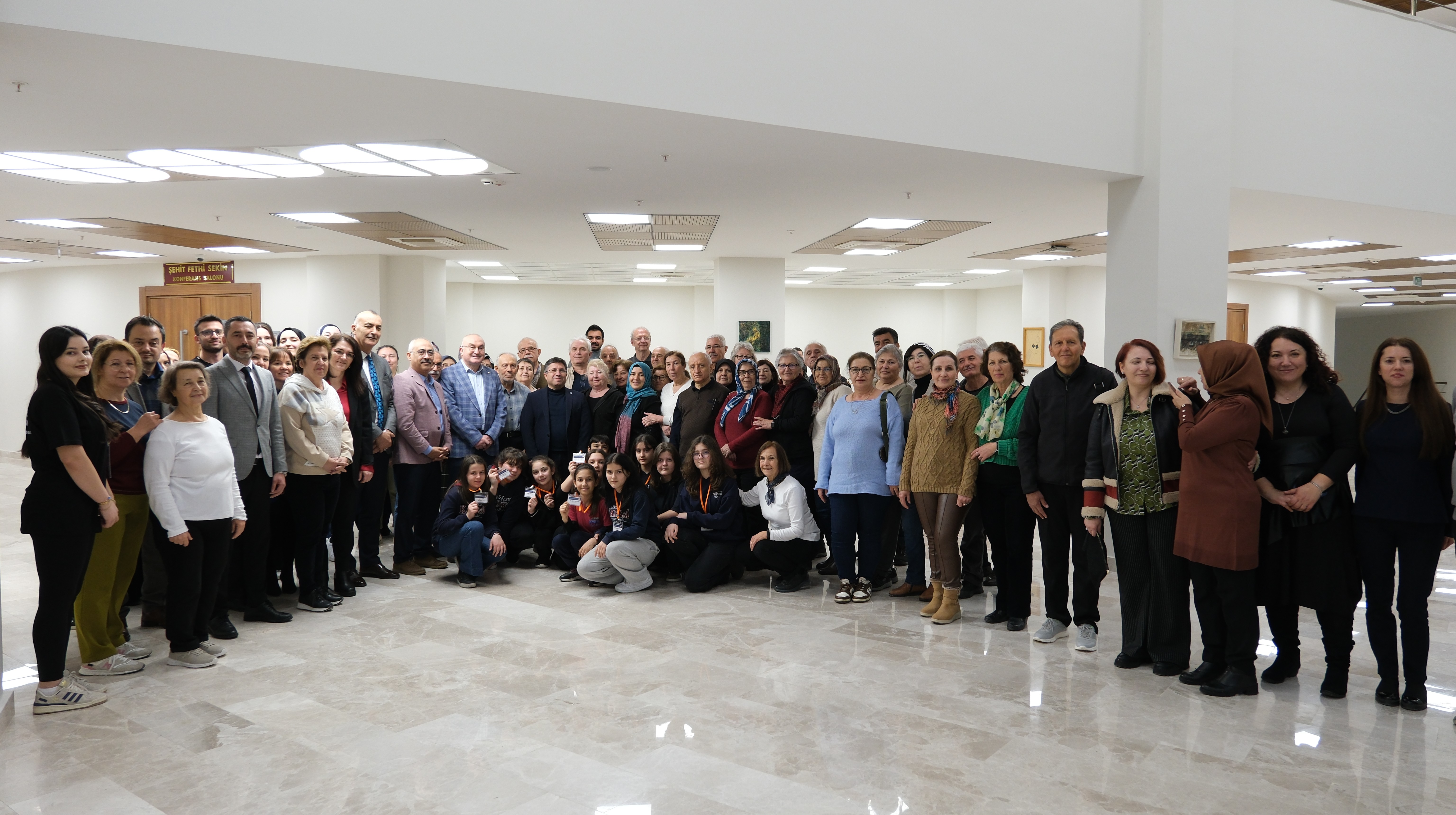 BAÜNde 7den 70e Nesiller Bir Arada Yaşlılara Saygı Haftası Coşkuyla Kutlandı