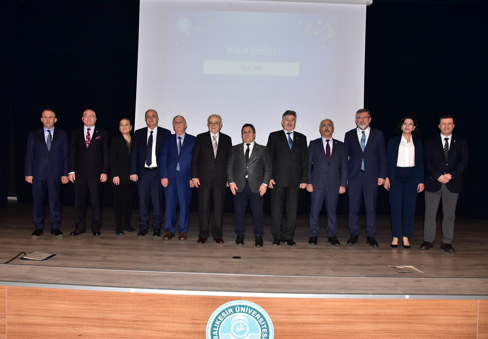 BAÜN’de Akademik Gurur Günü: Başarı ve Üniversiteye Katkı Ödüllendirildi 3