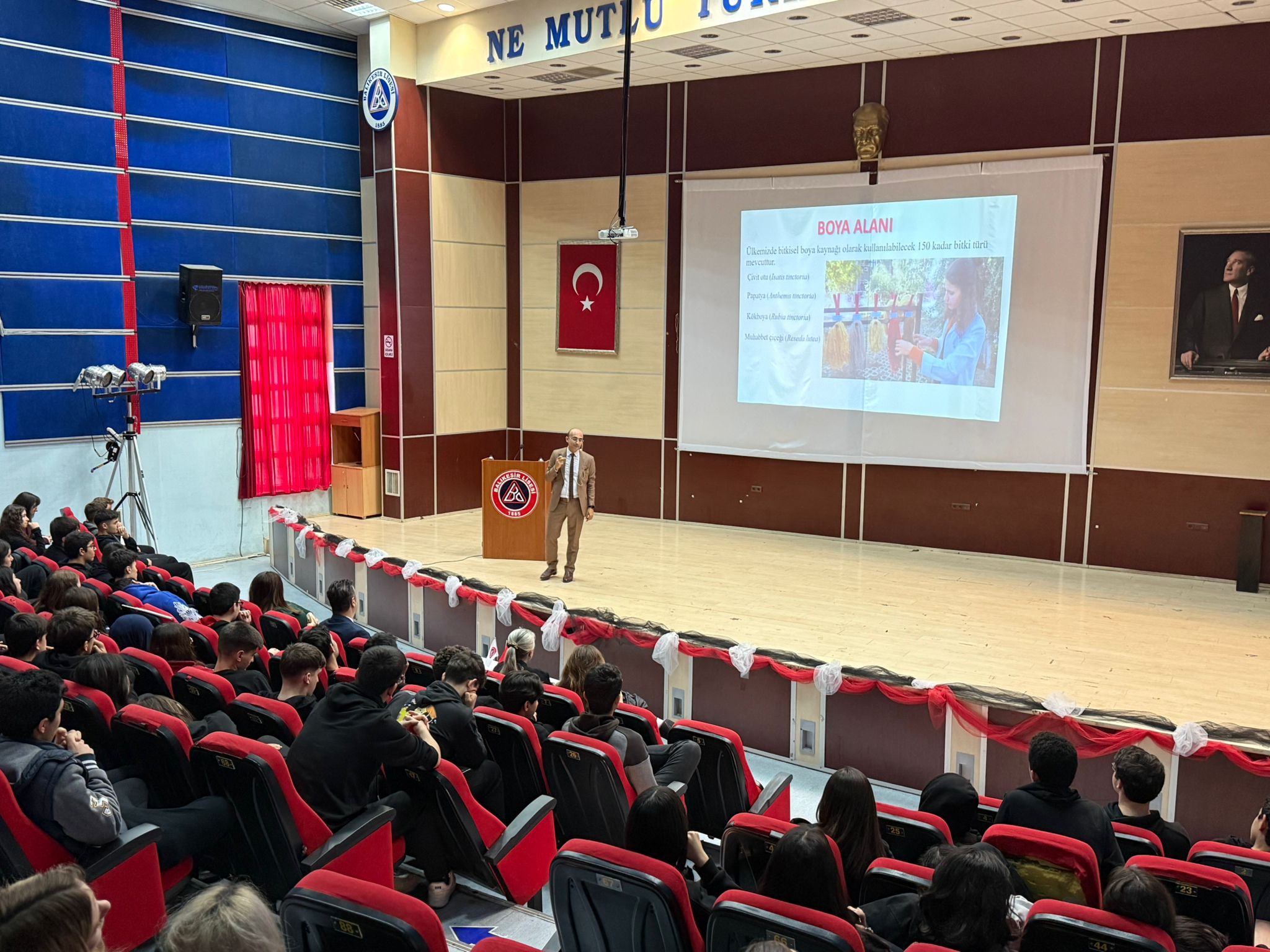 A scientific presentation was held within the scope of Science Applications in High Schools 5