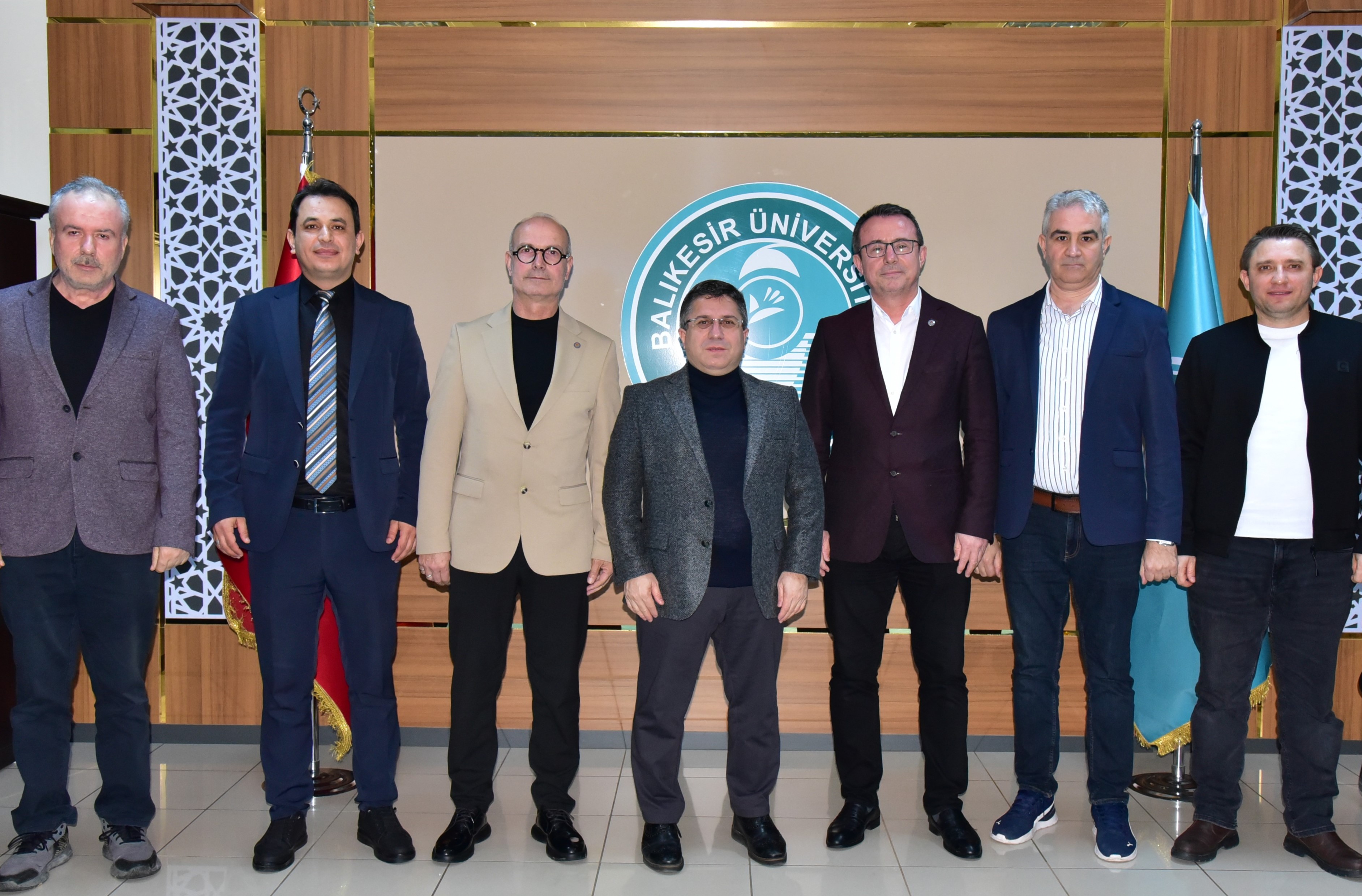 Eğitim Bir Sen Balıkesir 2 No’lu Şube Yönetiminden Rektör Oğurlu’ya Ziyaret 2