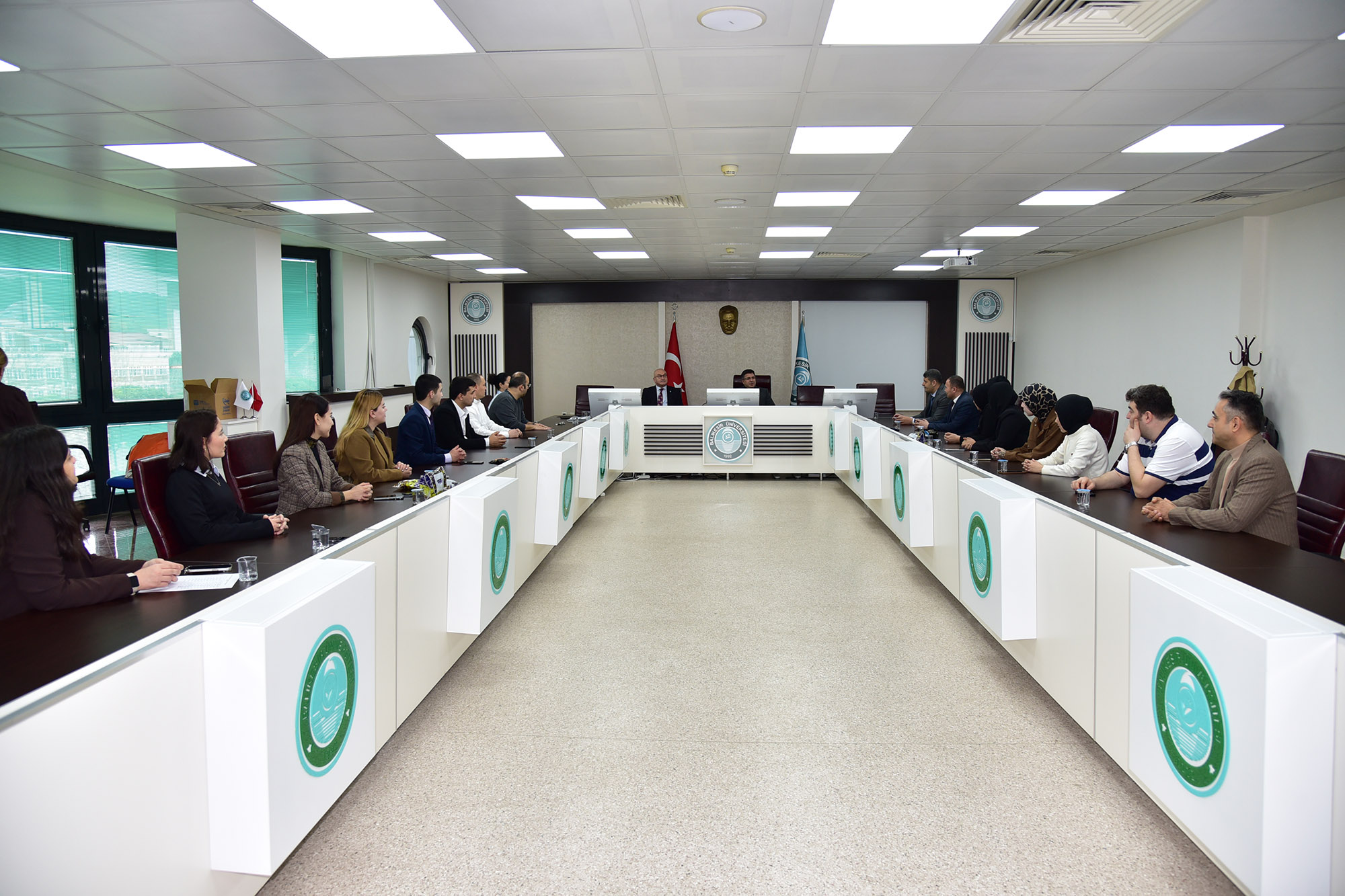 BAÜN’den Yeni Uluslararası İş Birliği: Özbek Tıp Öğrencileri BAÜN Hastanesinde Klinik Deneyim Kazandı 2