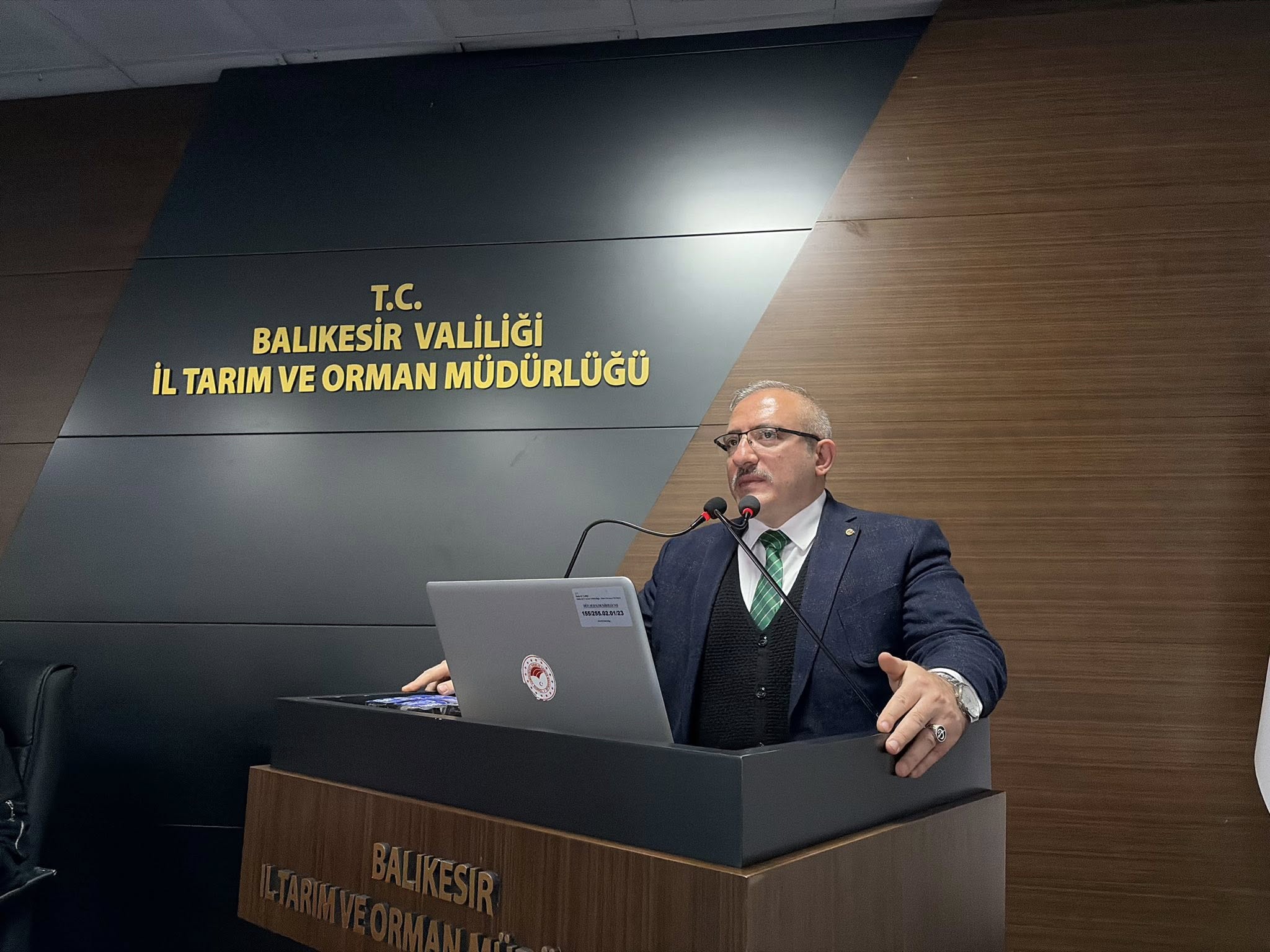 Üniversite-Kamu Gücüyle Salgın Hayvan Hastalıklarına Ortak Mücadele: Salgın Hayvan Hastalıkları ve Şap Paneli Gerçekleştirildi 5