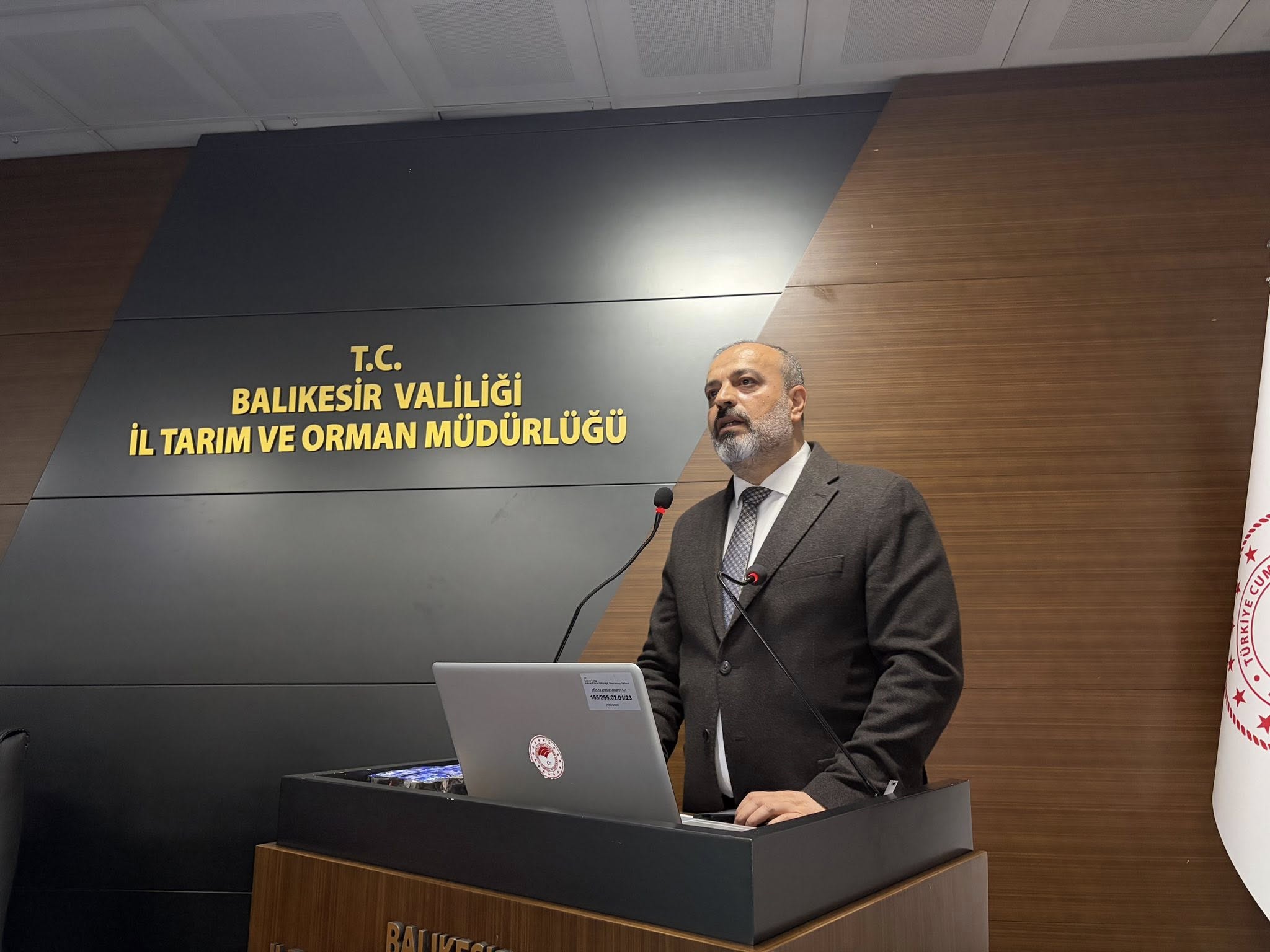 Üniversite-Kamu Gücüyle Salgın Hayvan Hastalıklarına Ortak Mücadele: Salgın Hayvan Hastalıkları ve Şap Paneli Gerçekleştirildi 6