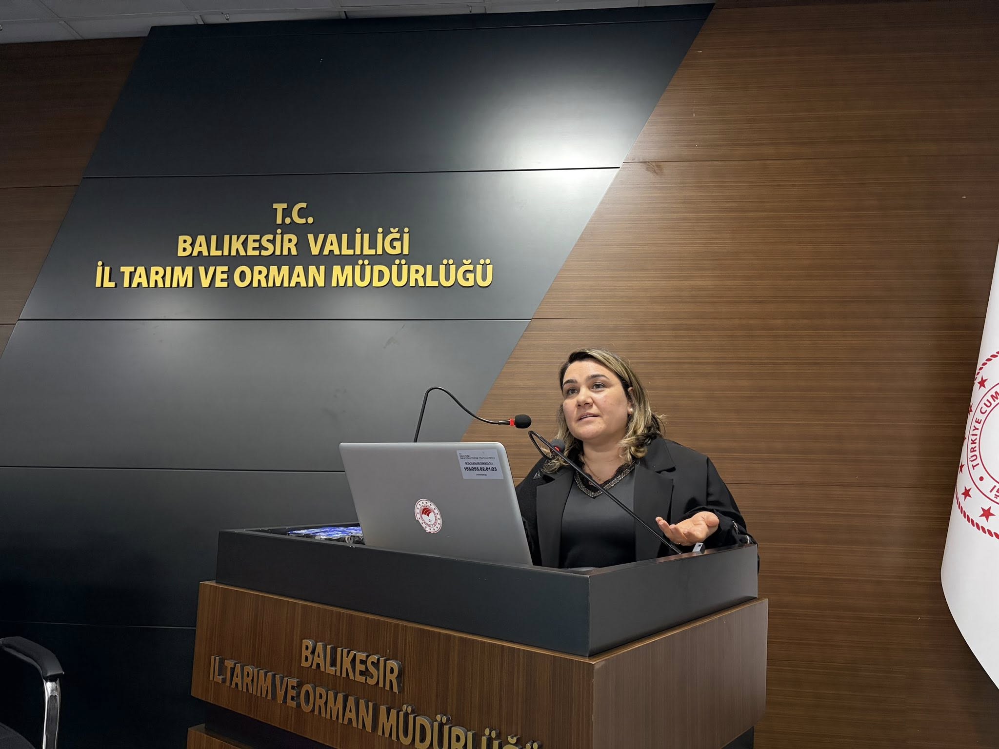 Üniversite-Kamu Gücüyle Salgın Hayvan Hastalıklarına Ortak Mücadele: Salgın Hayvan Hastalıkları ve Şap Paneli Gerçekleştirildi 10