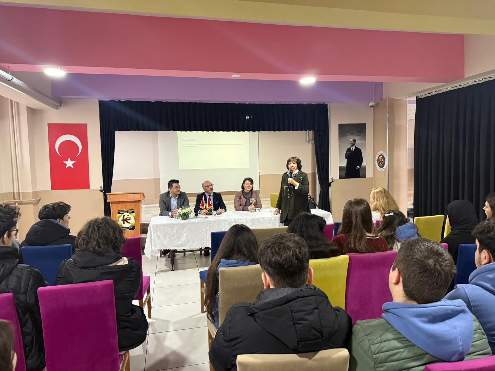 Fatma Emin Kutvar Anadolu Lisesinde Öğrencilerle Bir Araya Geldik  4