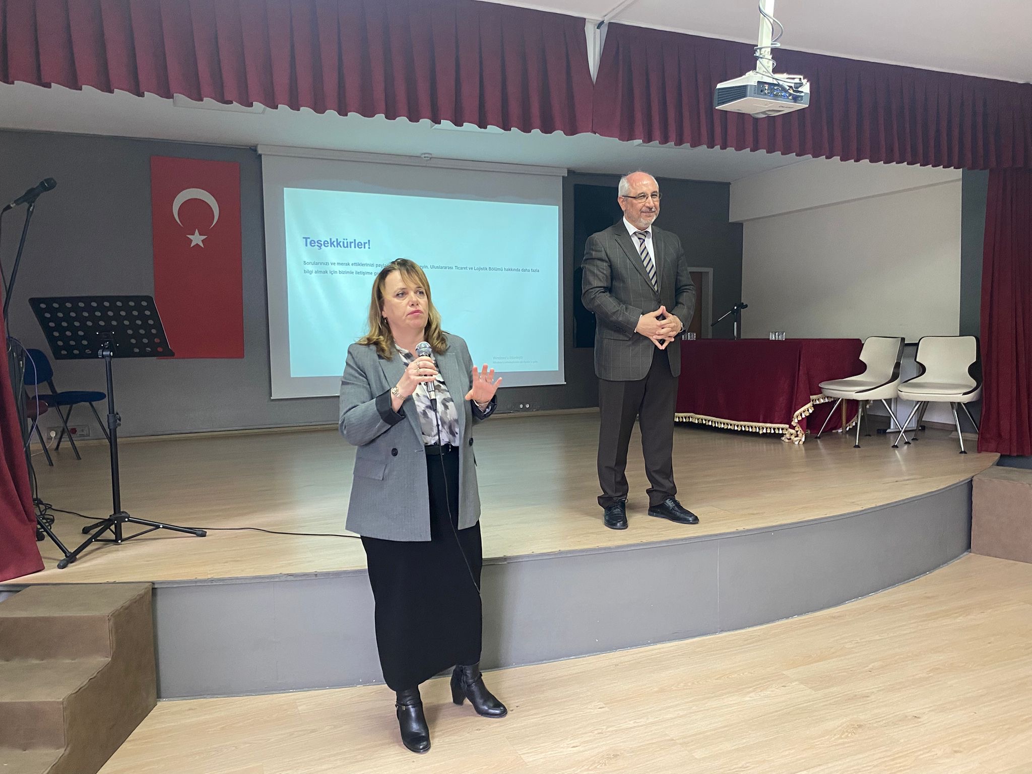 Hüma Hatun Kız Mesleki ve Teknik Anadolu Lisesinde Öğrencilerle Bir Araya Geldik 4