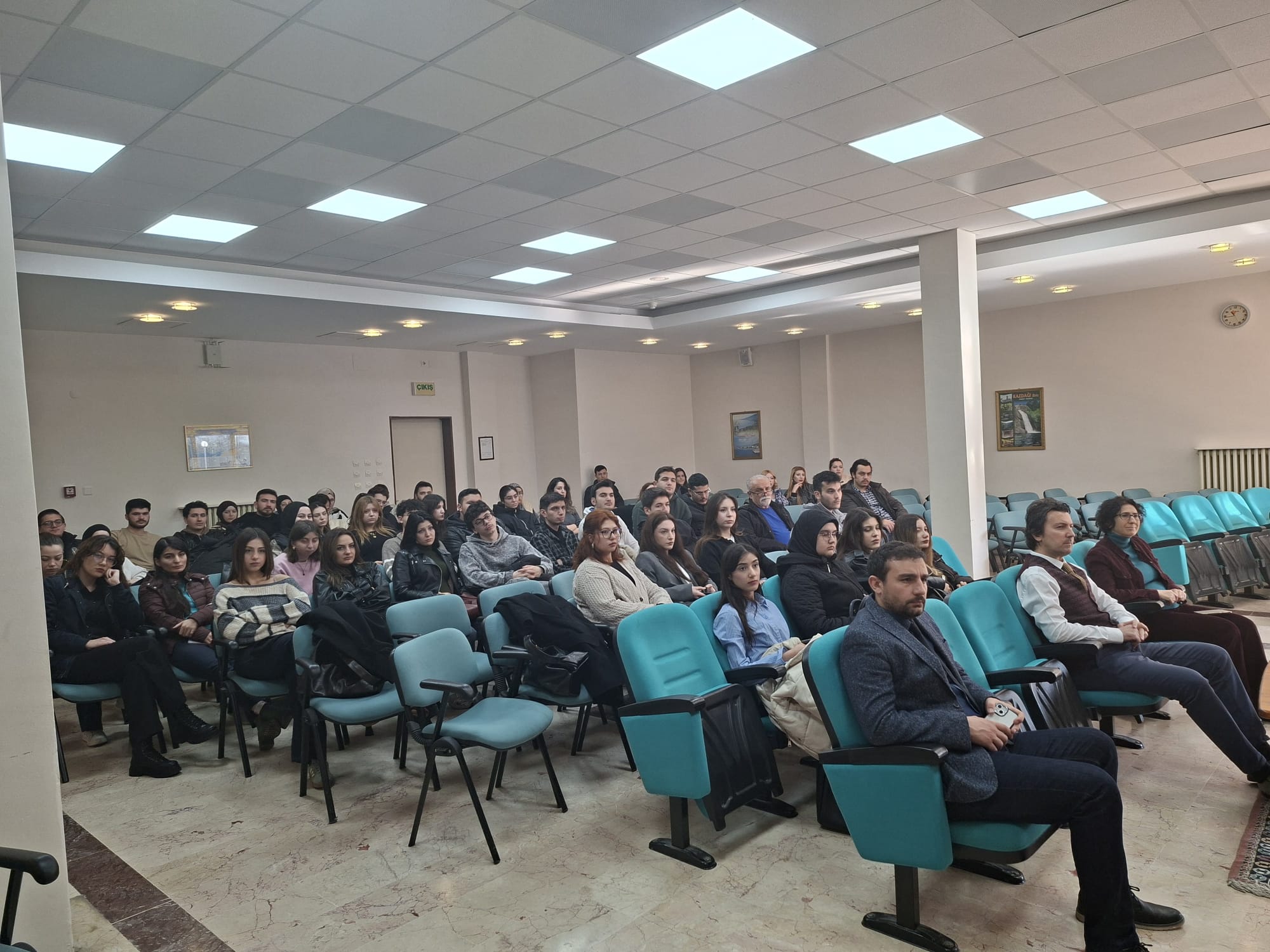 "Eğlence ve Animasyon Sektörünün Mevcut Durumu, Sektördeki Yeni Gelişmeler ve Geleceğe Yönelik Eğilimler" Konulu Seminer Düzenlendi