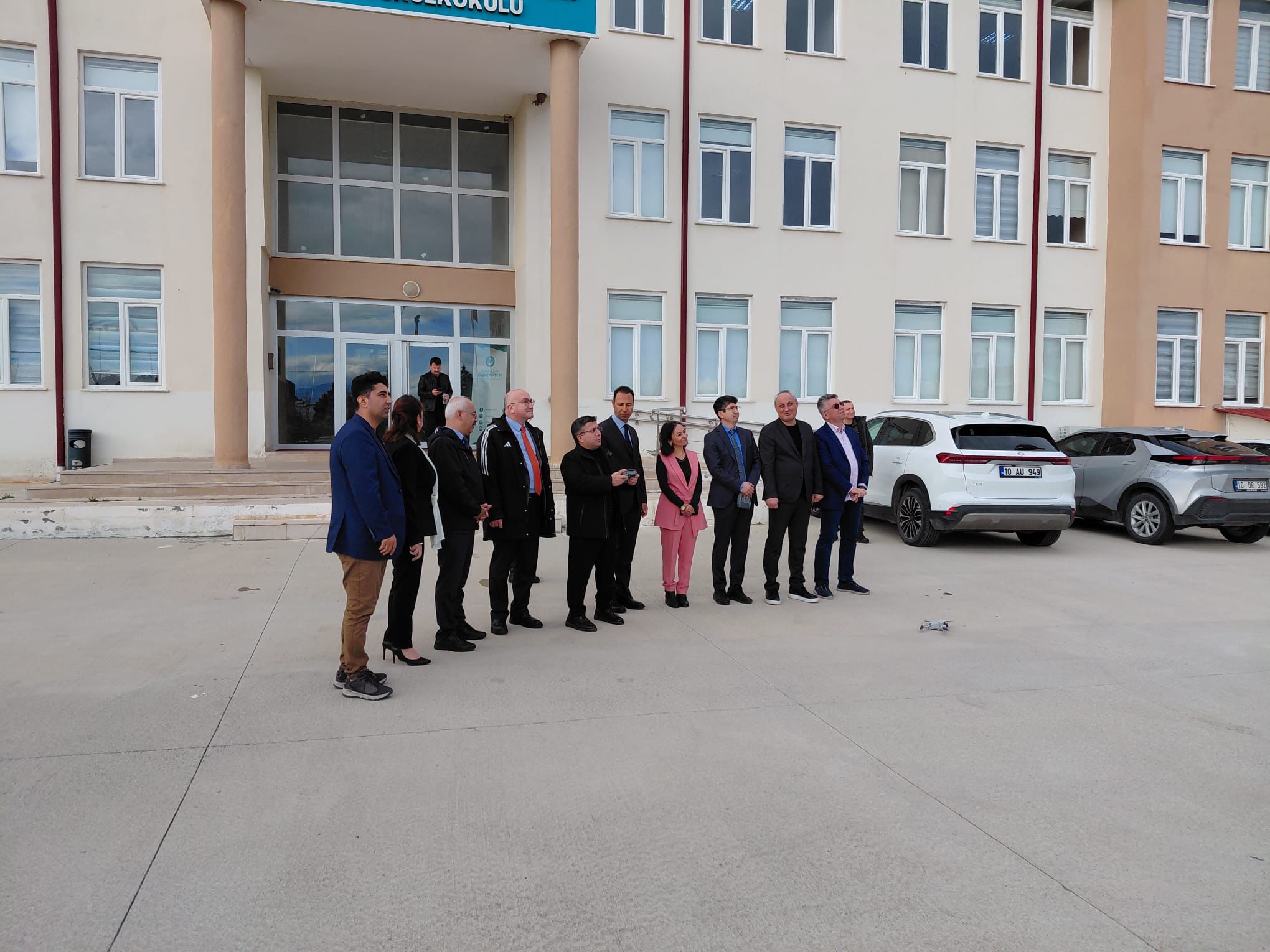 Rektör Oğurlu Edremit Sivil Havacılık Yüksekokulunda Akademik Kurula Katıldı, Eğitim Süreçlerini Yerinde İnceledi 4