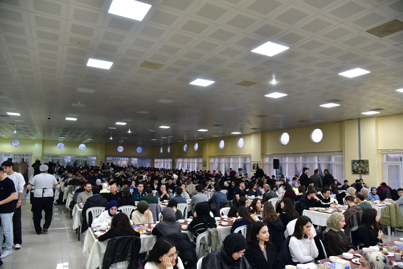 BAÜN’de Ramazan Coşkusu: Öğrenciler İçin İftar Programı Gerçekleştirildi 11