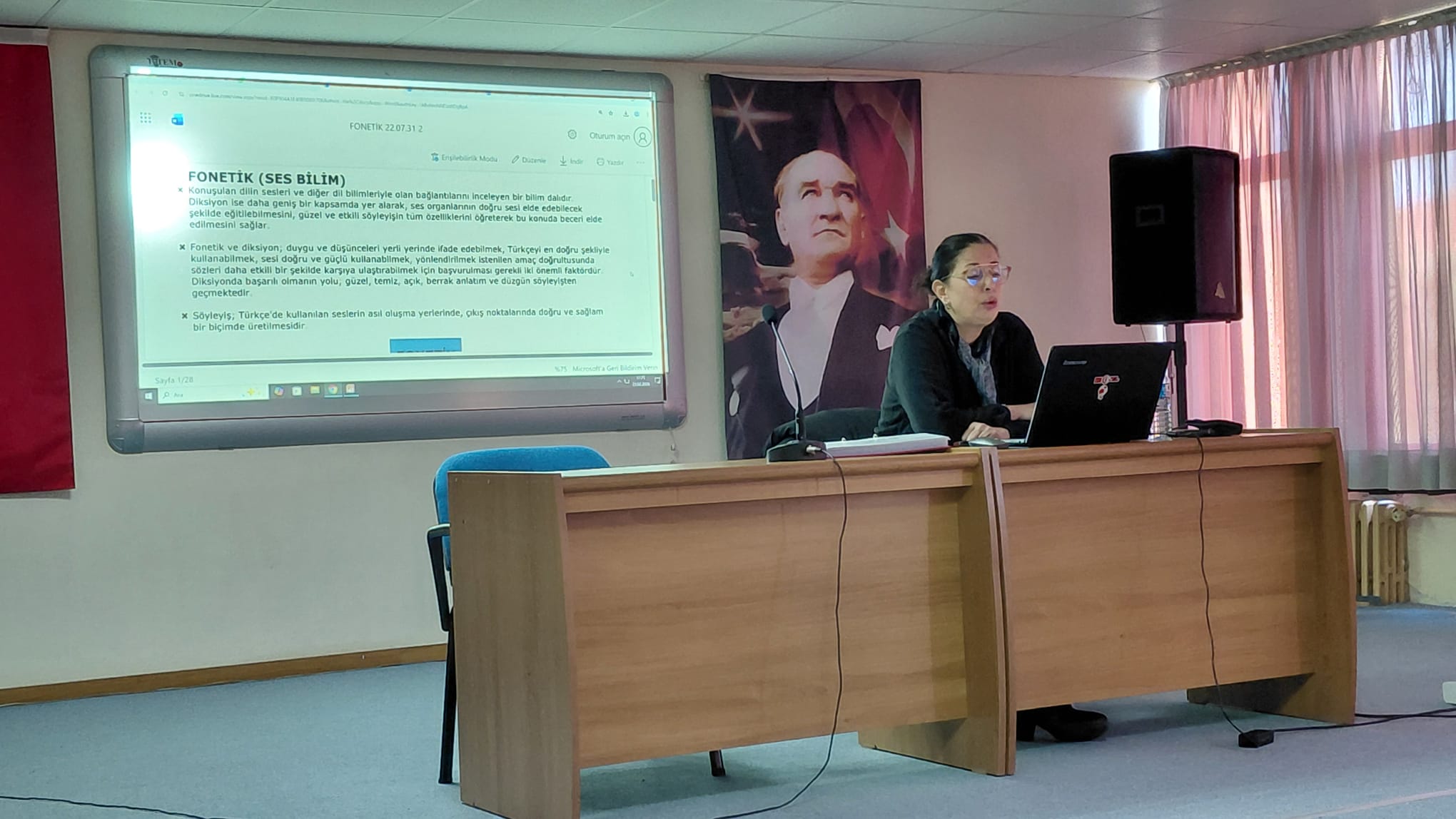 "Diction Management" Talk Held at Ayvalık Vocational School 4