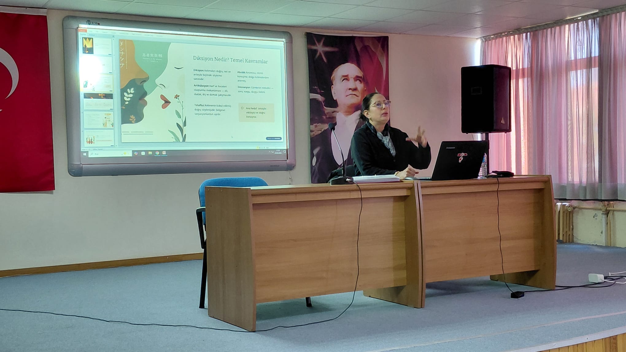 "Diction Management" Talk Held at Ayvalık Vocational School 3