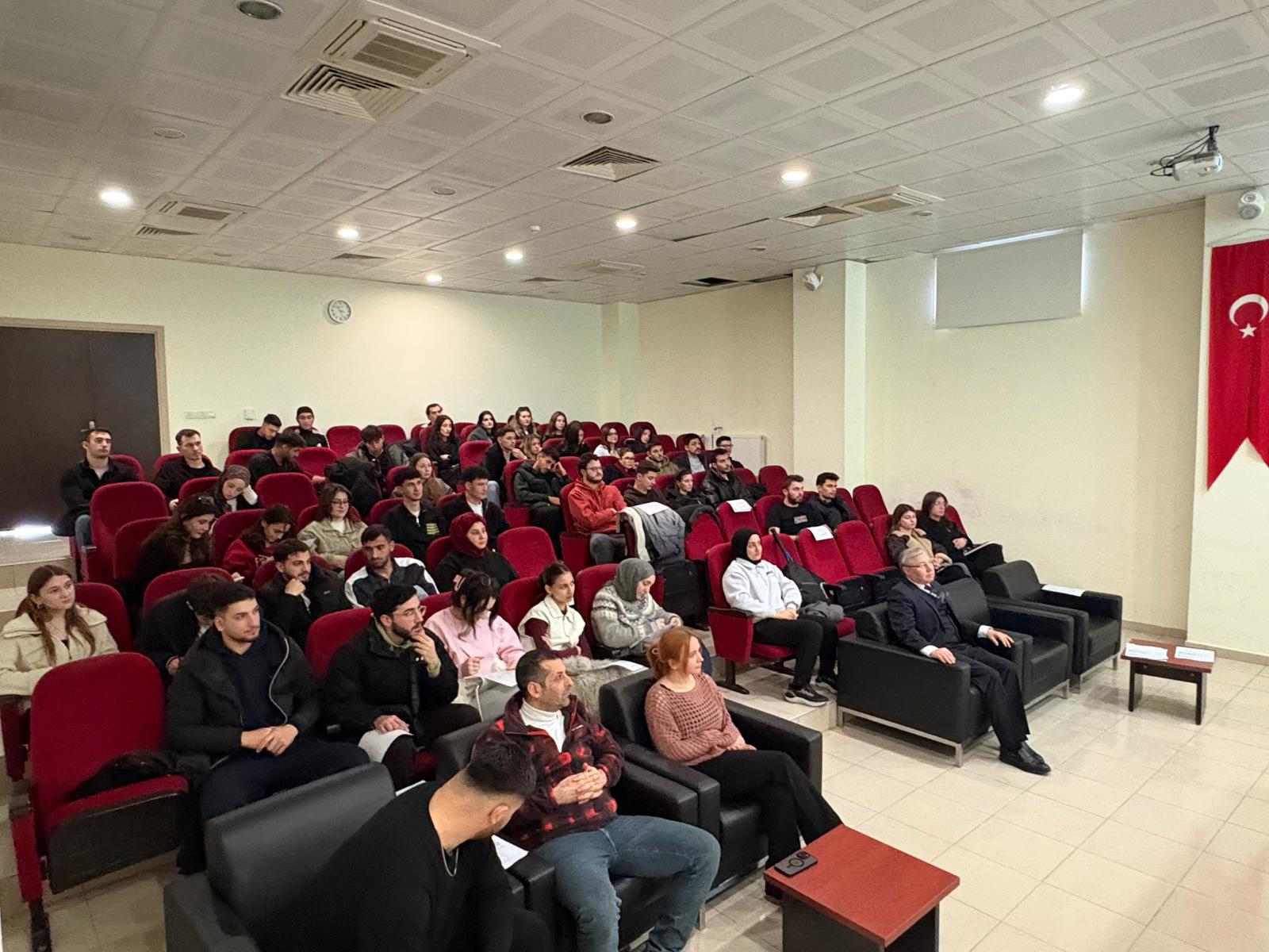 “Sporla Gülümsüyoruz-Güçlü Bedenler, Mutlu Yüzler” Projesi İlk Ders Fakülte Öğrencilerine 4