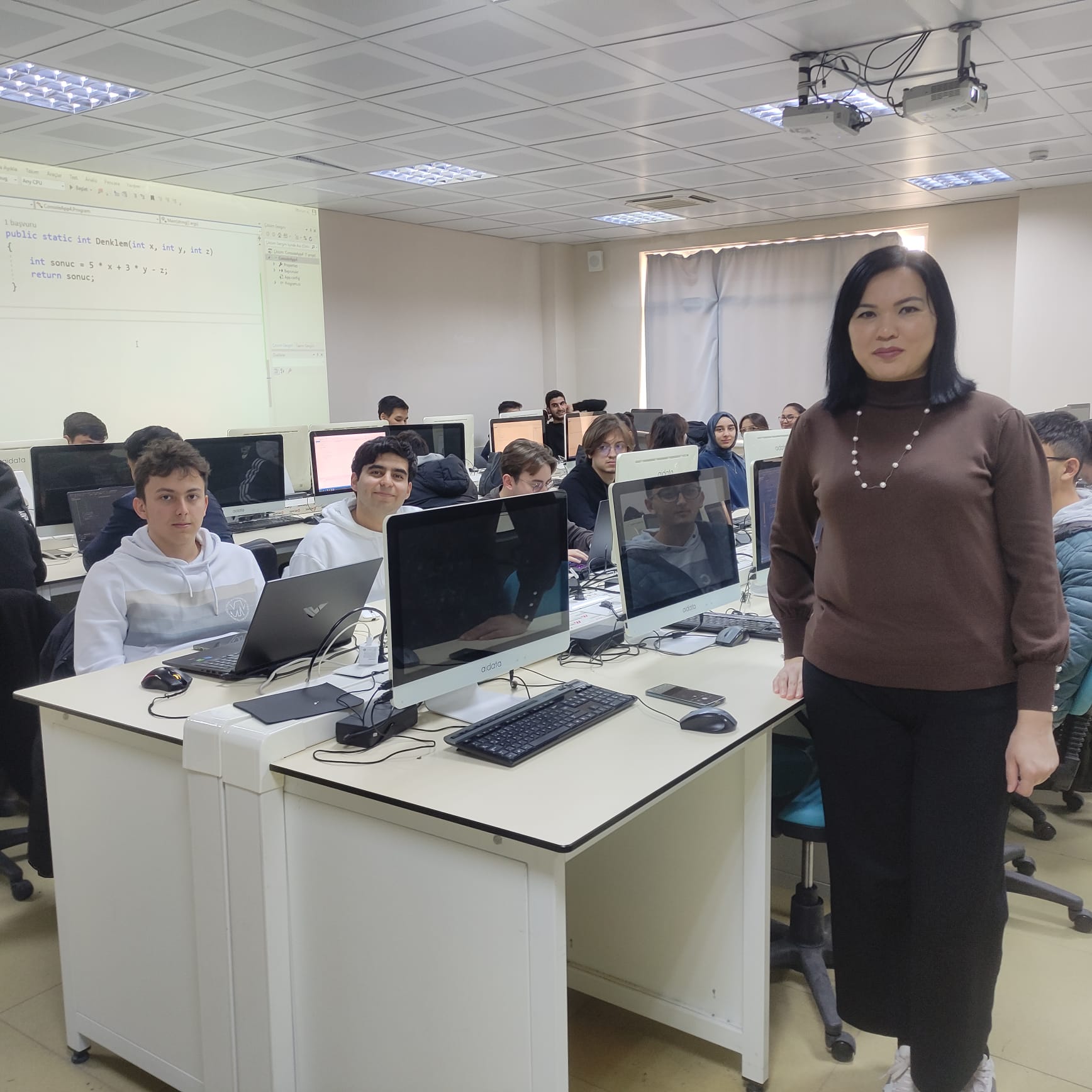 Alfraganus Üniversitesi den Bilgisayar Mühendisliği Bölümümüze Akademik Ziyaret