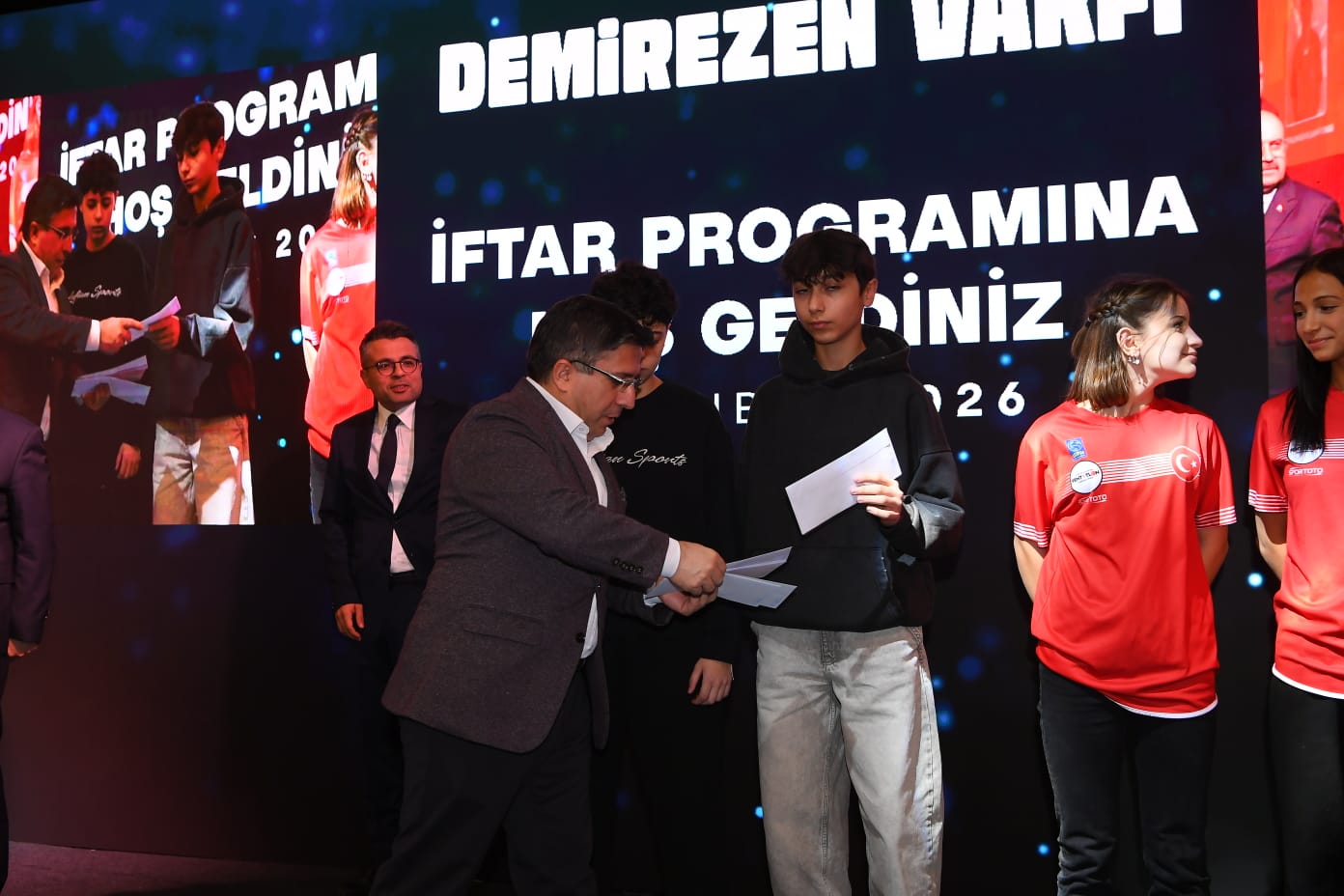 Rektör Oğurlu, Demirezen Vakfı’nın İftar Programına Katıldı 2