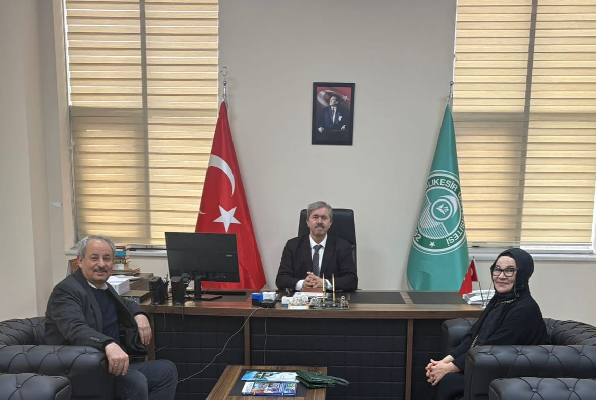Yeşilay Balıkesir Şube Başkanı Sayın Melek Özerol fakültemizi ziyaret etti.