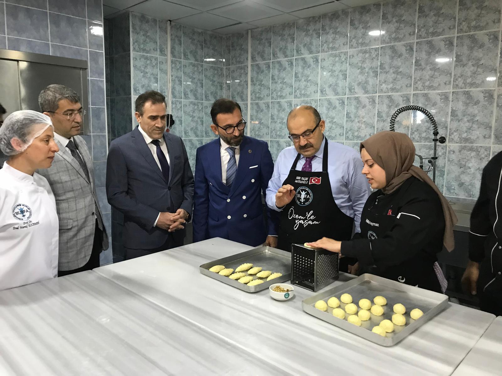 Vali Ustaoğlu BUBFA'da Türk Mutfağı Etkinliklerine Katıldı 12