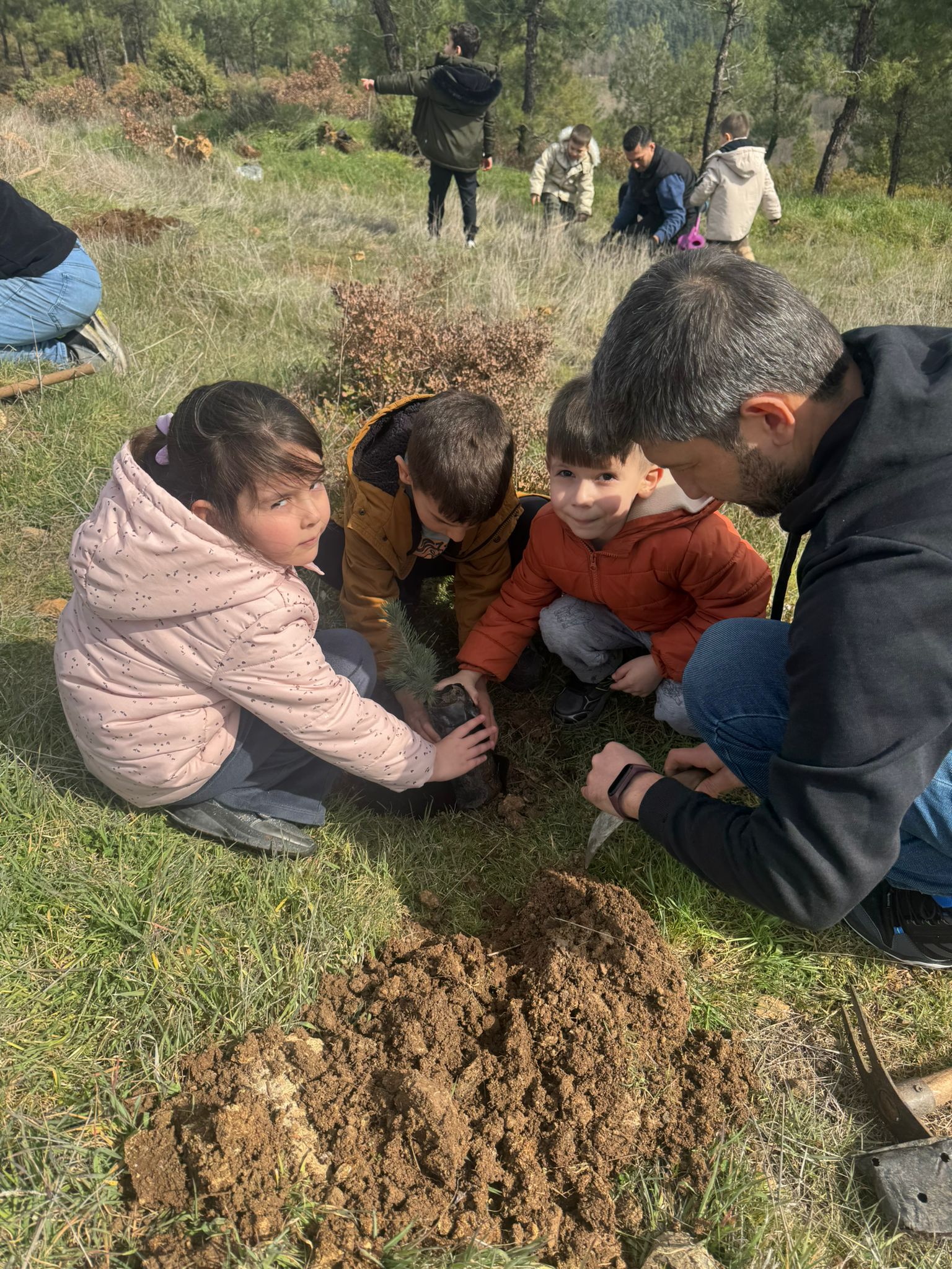 Dursunbey MYO Ormancılık Bölümü’nden Minik Ellere Büyük Dokunuş 3