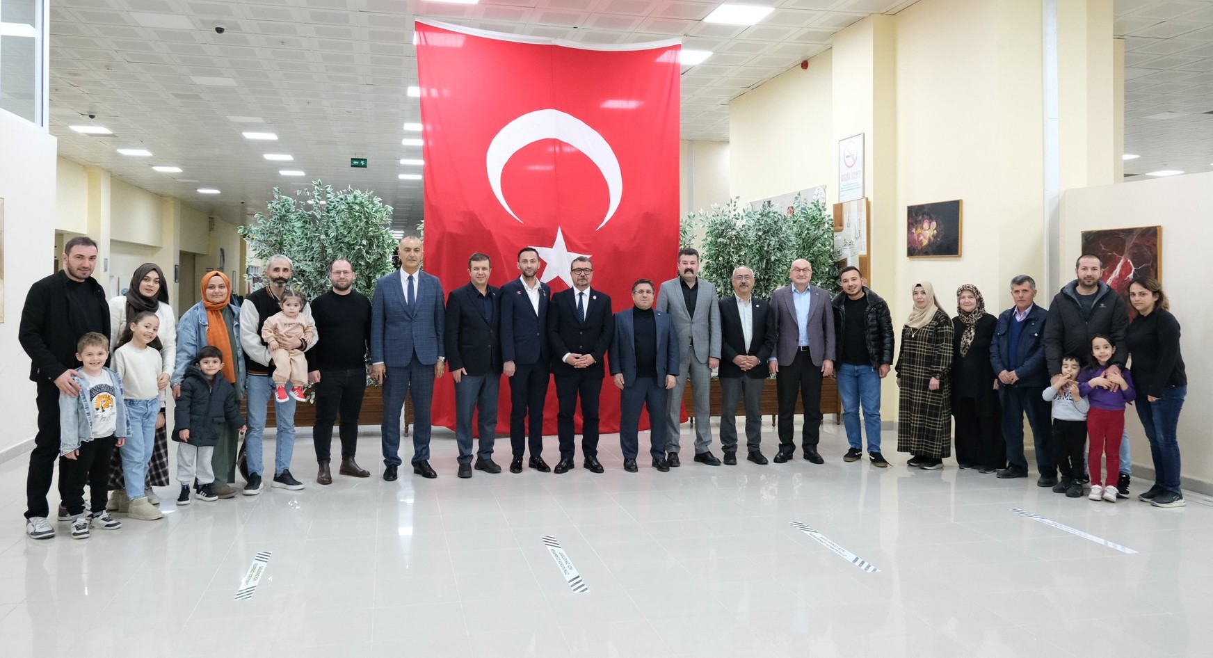 Rektör Oğurlu, BAÜN’lü Şehit Yakınları ve Gazilerle İftar Sofrasında Buluştu 7