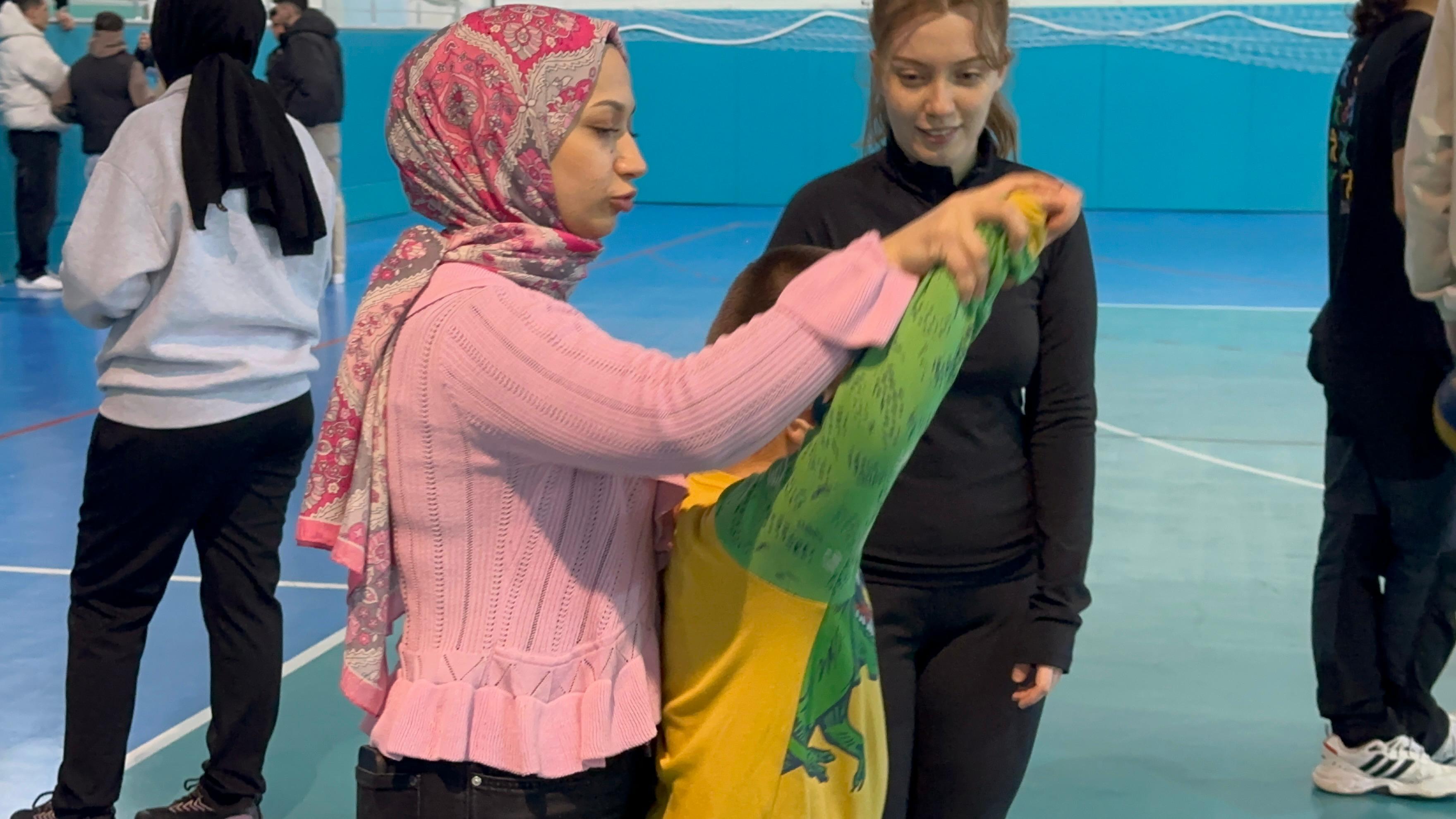 “Sporla Gülümsüyoruz-Güçlü Bedenler, Mutlu Yüzler” Projesi İlk Dersini yaptı. 4