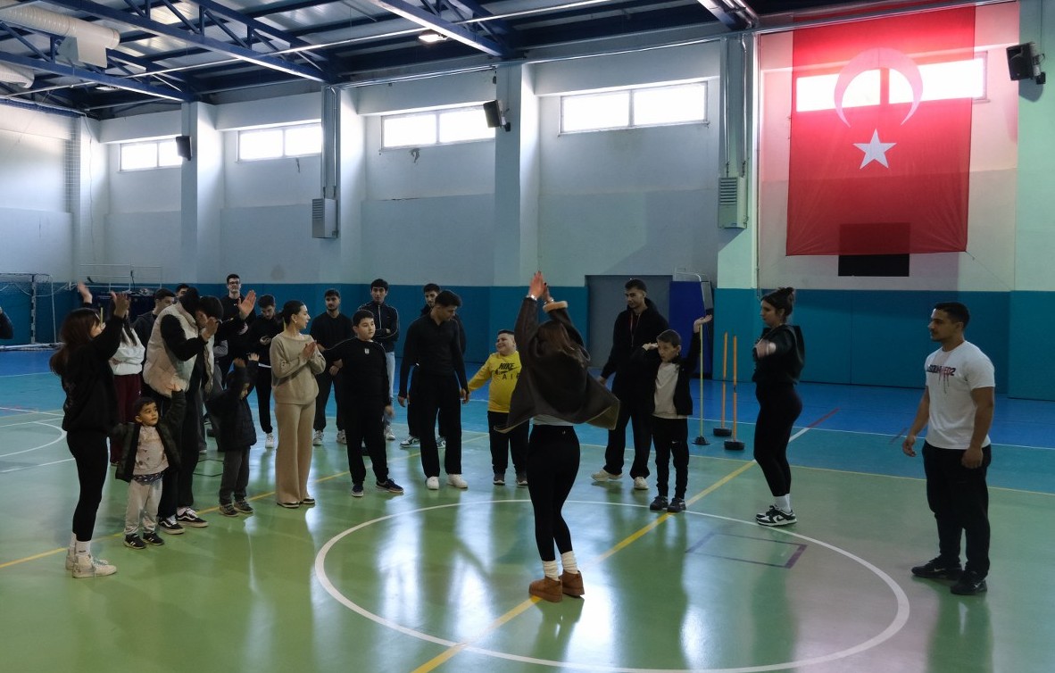 BAÜN’de Sporda Engel Tanımayan Anlamlı Proje: “Sporla Gülümsüyoruz” Projesi İlk Dersini Yaptı 5