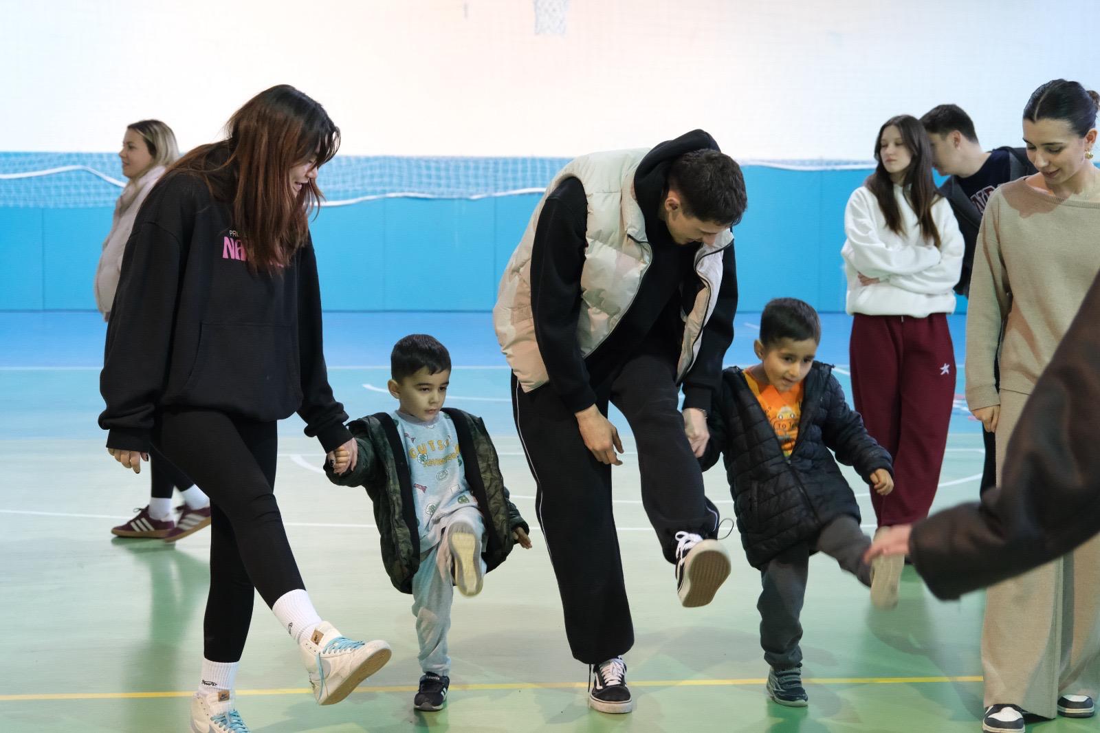 "Sporla Gülümsüyoruz – Güçlü Bedenler, Mutlu Yüzler” sloganıyla bir araya geldik.  5