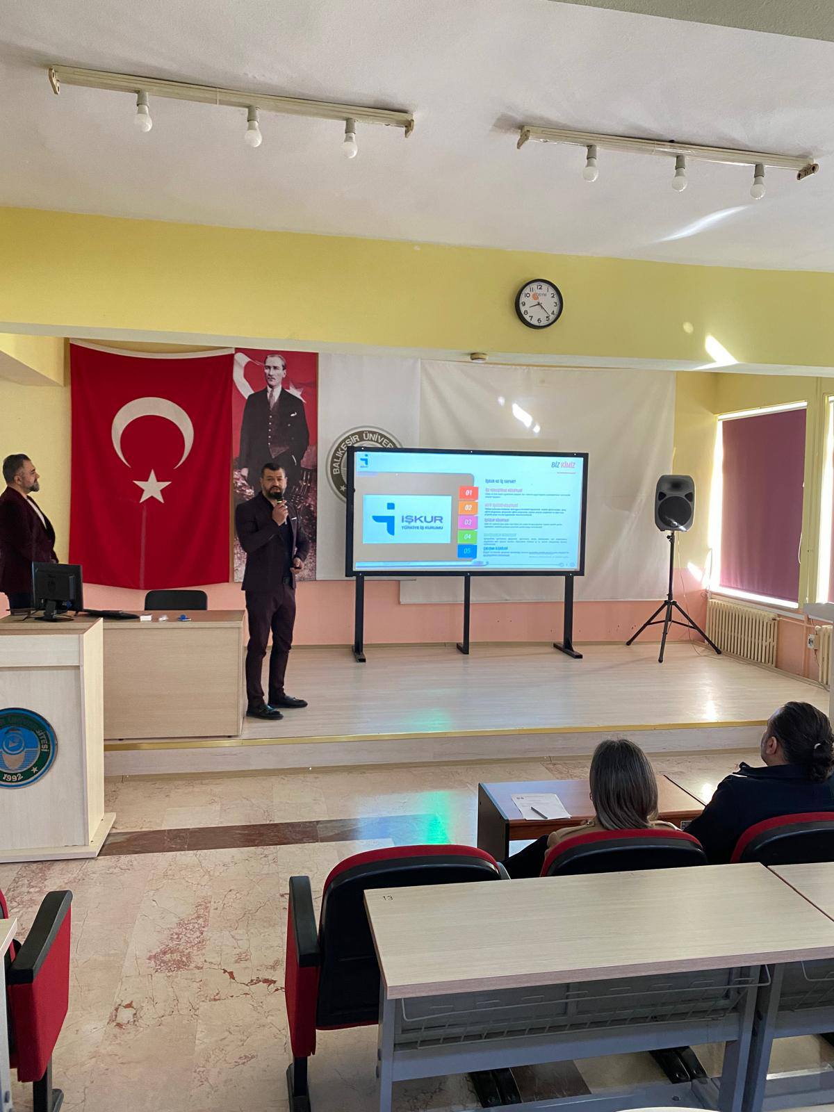 Seminar on CV Preparation, Interview, and Job Search Skills Held at Edremit Vocational School