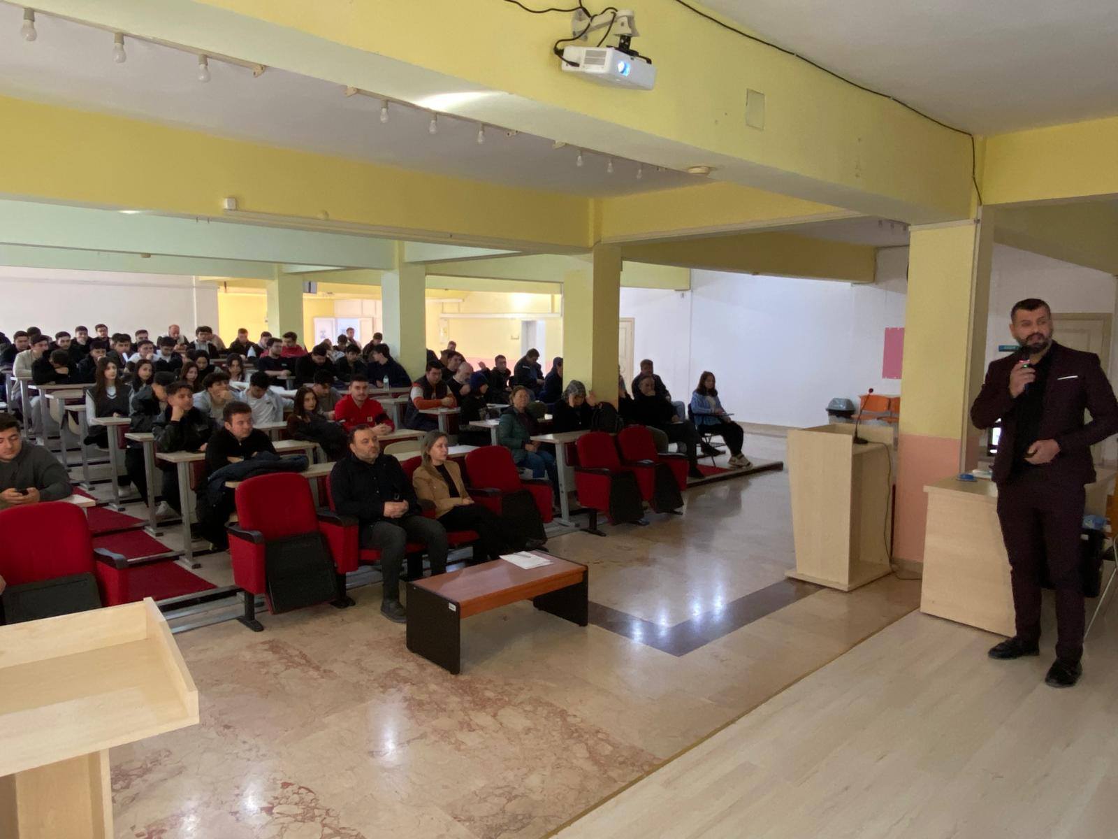 Seminar on CV Preparation, Interview, and Job Search Skills Held at Edremit Vocational School 2