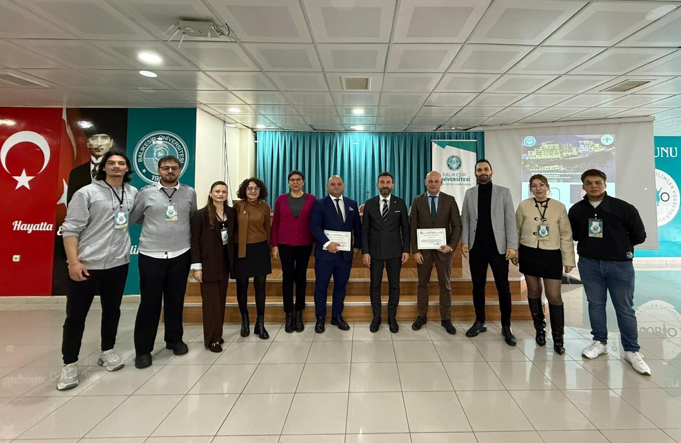 BUBFA Mezun İstihdam Ofisi Koordinatörlüğünde Gerçekleştirilen 9. Kariyer Günleri Etkinlikleri Vasıtasıyla Öğrenciler Sektör Temsilcileri ile Buluştu 1