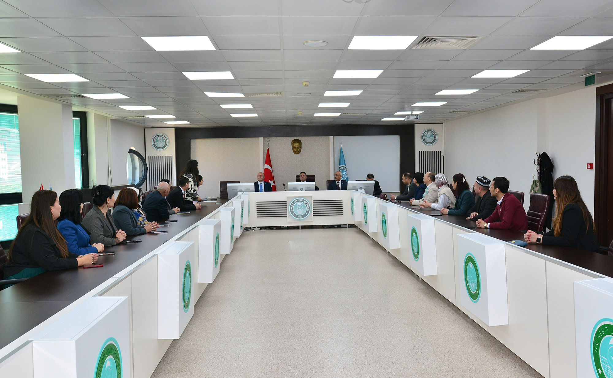 Özbekistan Rönesans Eğitim Üniversitesi Akademisyenleri Türk Dünyası Hareketliliği Kapsamında BAÜN’e Konuk Oldu 2