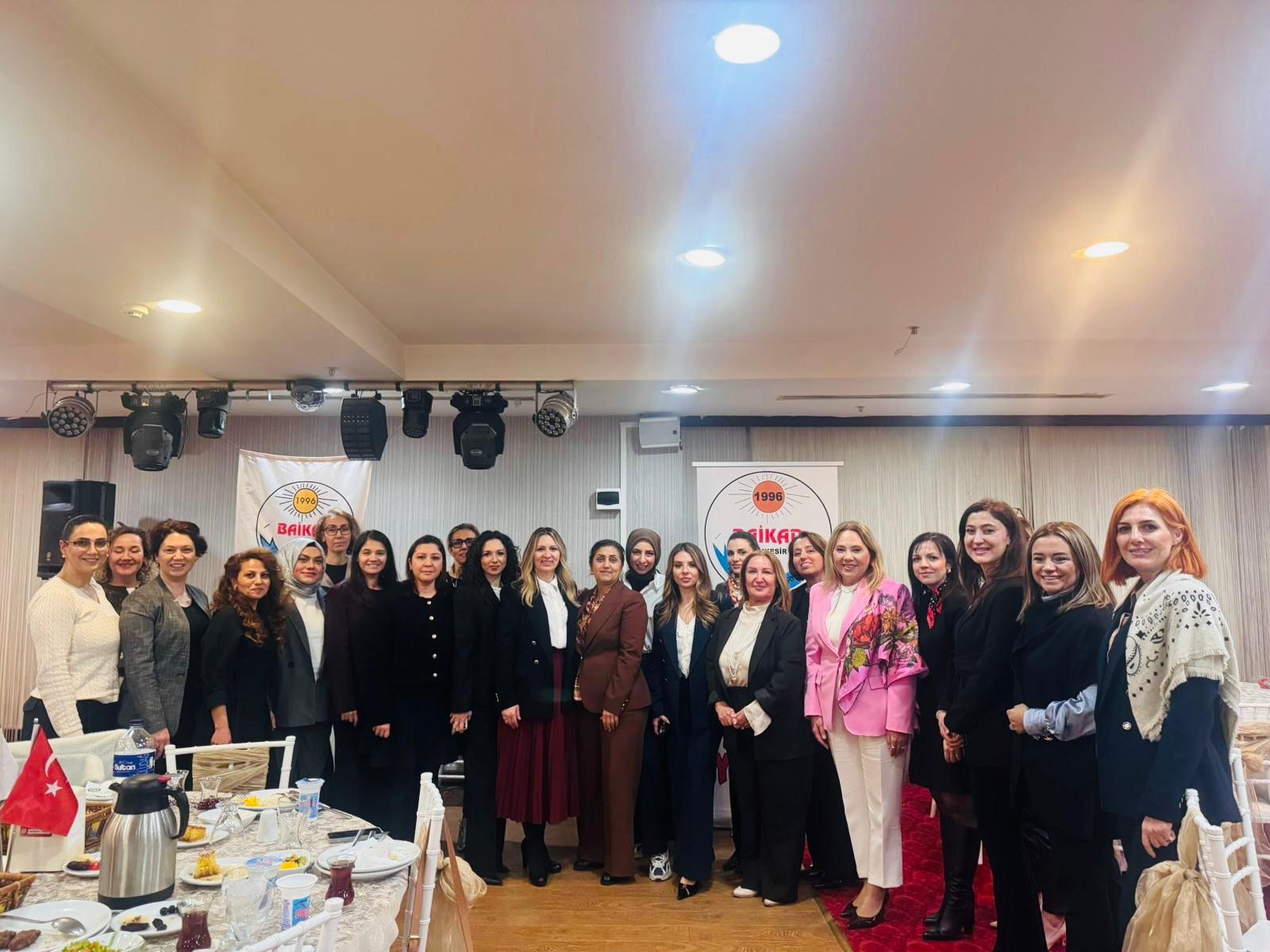 BAÜN TTO Koordinatörü Doç. Dr. Fatmagül Tolun, 8 Mart Dünya Kadınlar Günü'nde BAİKAD'ın Verdiği İftarda Sevgi Evleri'ndeki Kız Çocuklarıyla Buluştu