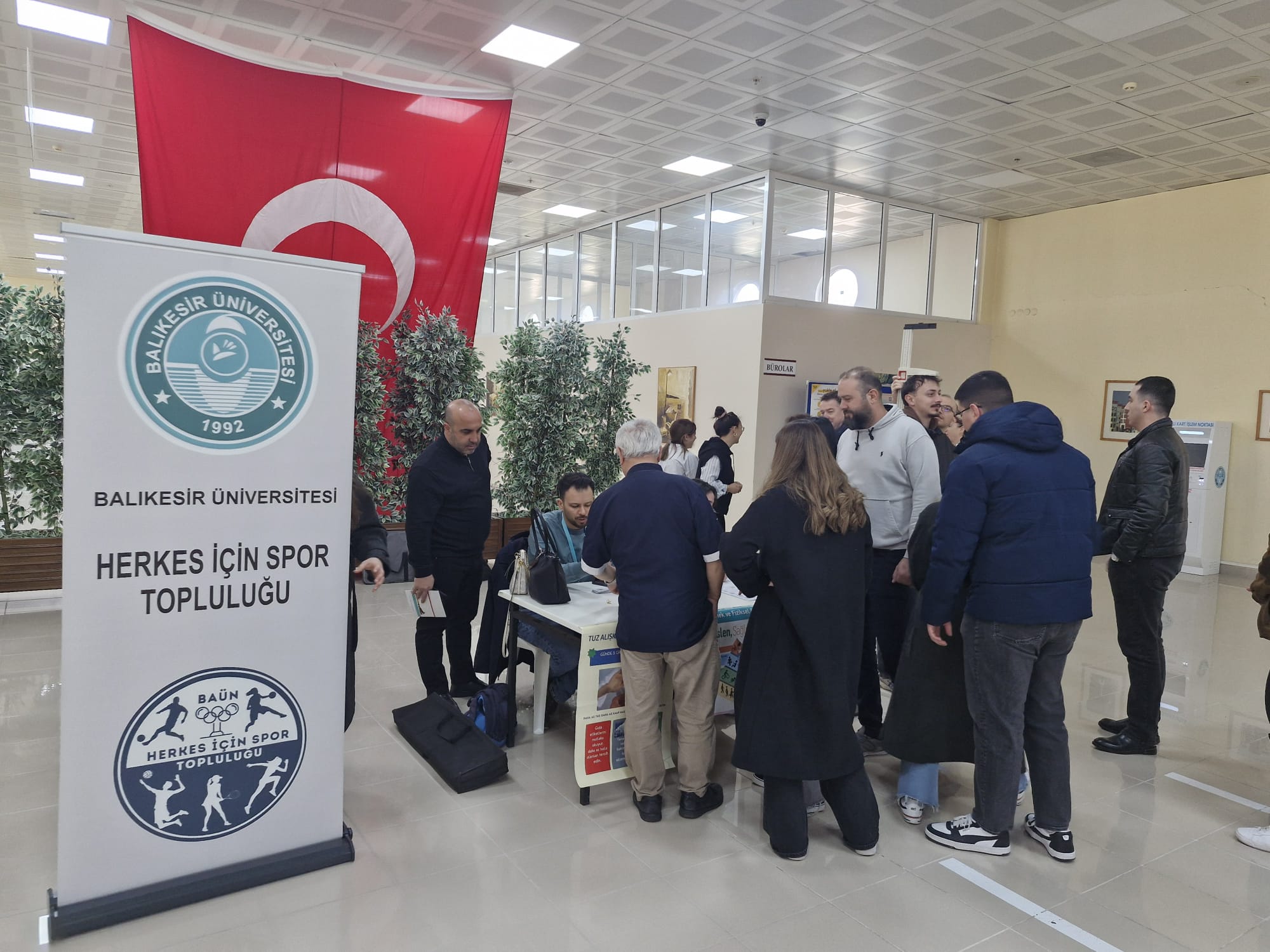 Herkes İçin Spor Topluluğu ve Balıkesir  İl Sağlık Müdürlüğünden ortaklaşa etkinlik 1