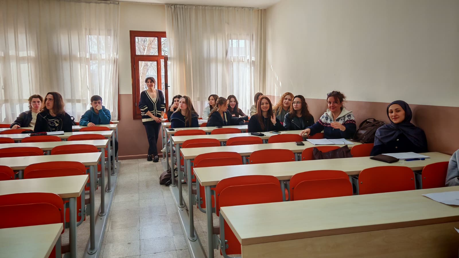Kimya Teknolojisi Programı 1. Sınıf Öğrencileri Danışman Öğrenci Toplantısı Gerçekleştirildi 1