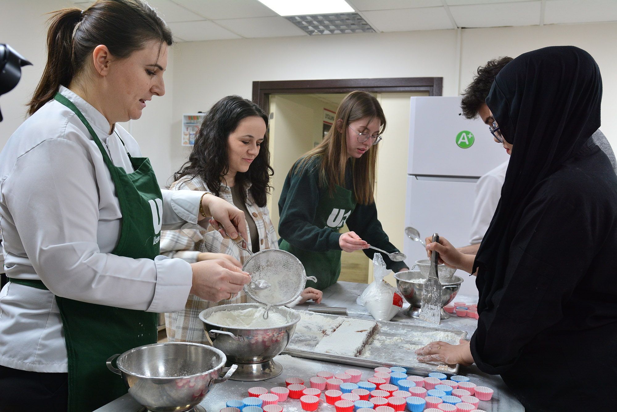 BAÜN’lü Gastronomi Öğrencilerinden Ramazan Sofralarına Tatlı Dokunuş: Öğrenci İftarlarına Özel Lokum Üretimi 9