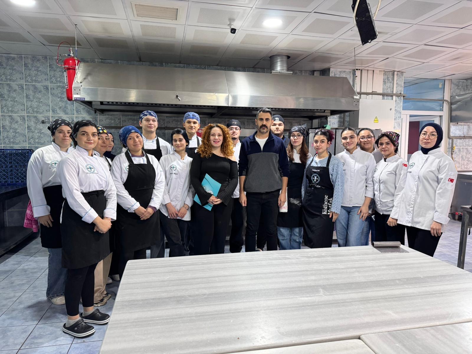BAÜN BUBFA Gastronomi Öğrencilerine Özel Çikolata Atölyesi 4