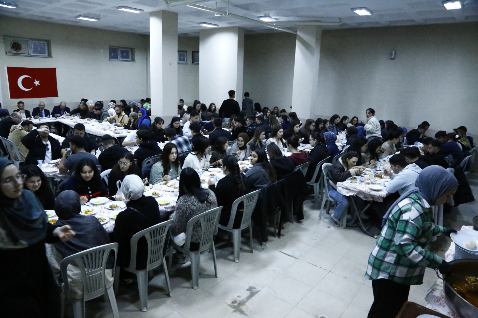 Yüksekokulumuzda Öğrencilerimiz İçin İftar Programı Düzenlendi. 4