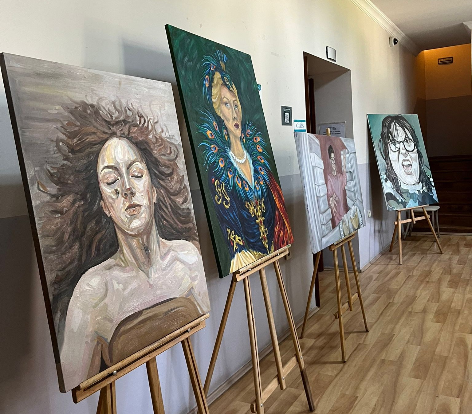 BAÜN Güzel Sanatlar Fakültesinden 8 Mart’a Anlamlı Sergi 4