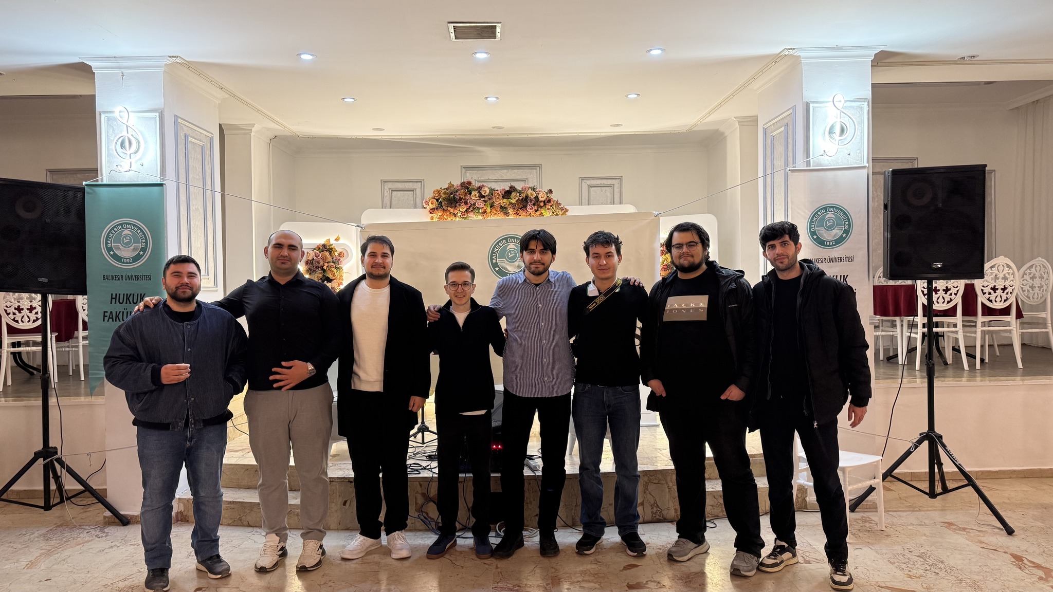 Hukuk Fakültesi Mezun ve Öğrencileri İftar Sofrasında Buluştu 11