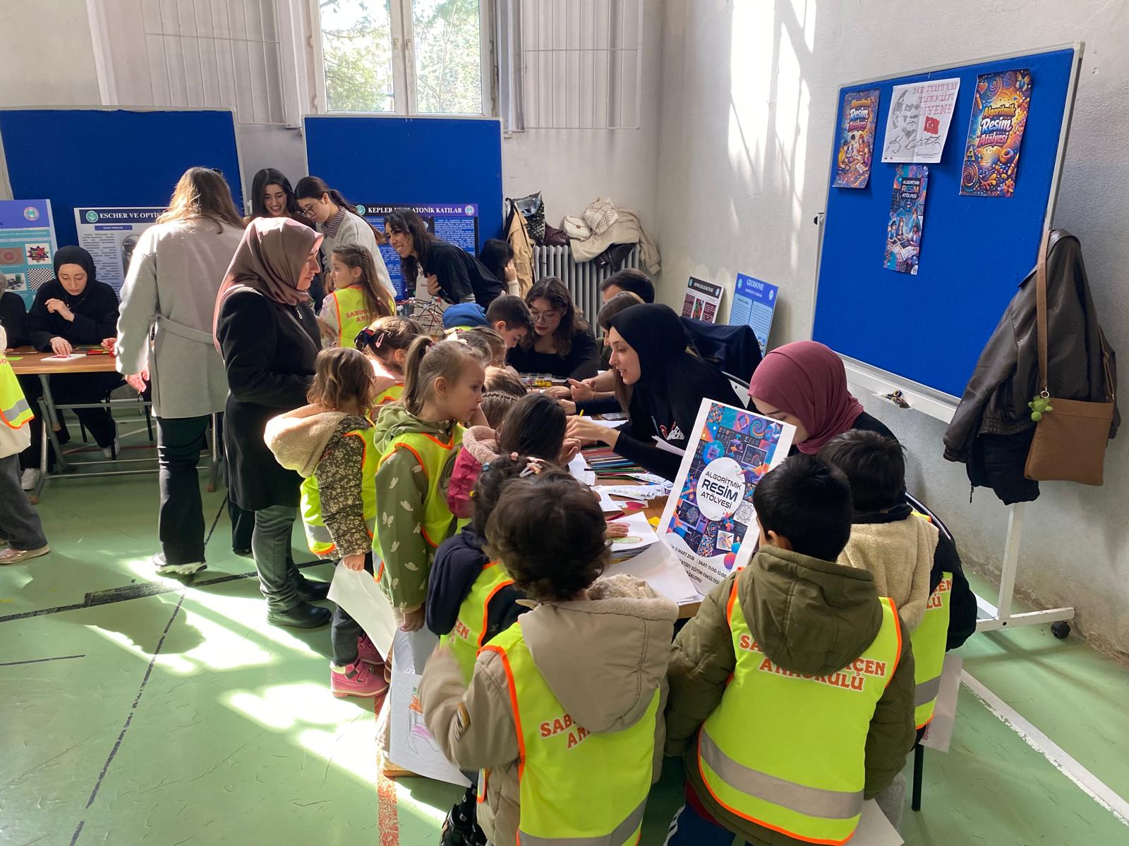 Matematik Eğitimi Anabilim Dalı Tarafından Düzenlenen Dünya Matematik Günü Etkinlikleri Coşkuyla Gerçekleştirildi. 28