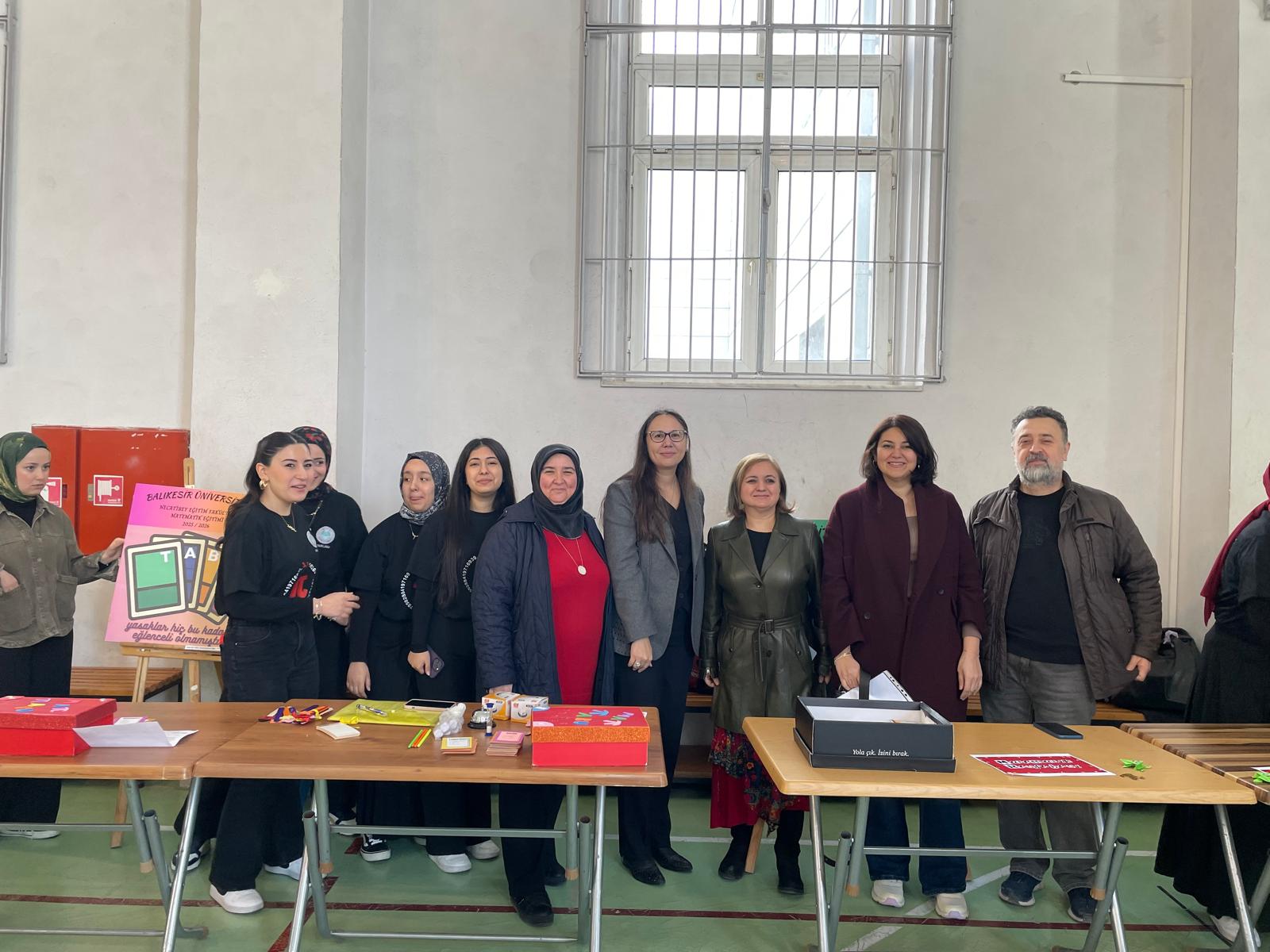 Matematik Eğitimi Anabilim Dalı Tarafından Düzenlenen Dünya Matematik Günü Etkinlikleri Coşkuyla Gerçekleştirildi. 46