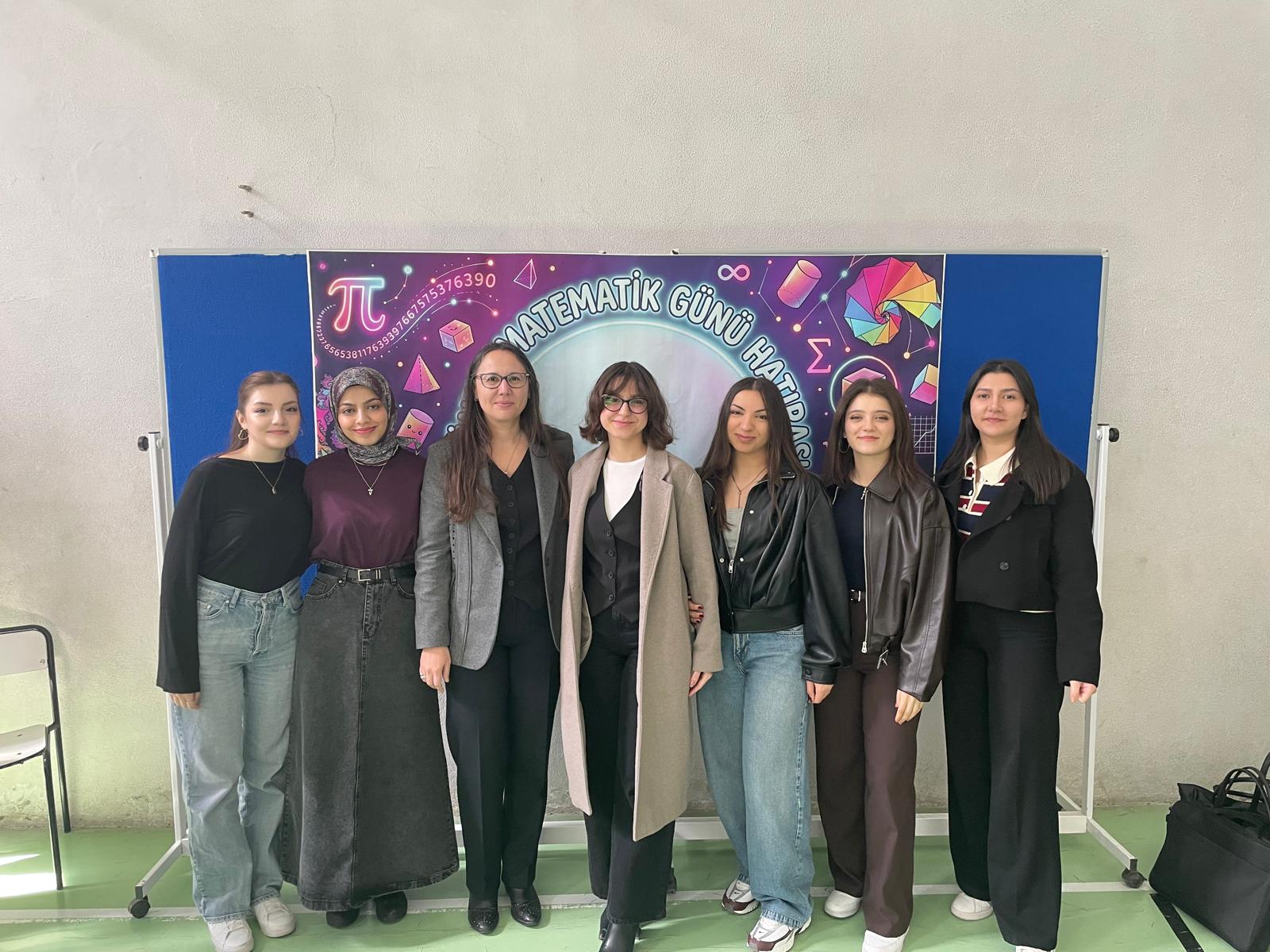 Matematik Eğitimi Anabilim Dalı Tarafından Düzenlenen Dünya Matematik Günü Etkinlikleri Coşkuyla Gerçekleştirildi. 31