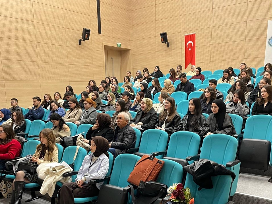 Psikoloji Topluluğu Öğrencilerinden 'Duyguların Cinsiyeti Var mı? Toplumsal Stereotiplerin Psikolojisi' isimli Konferans Etkinliği 1