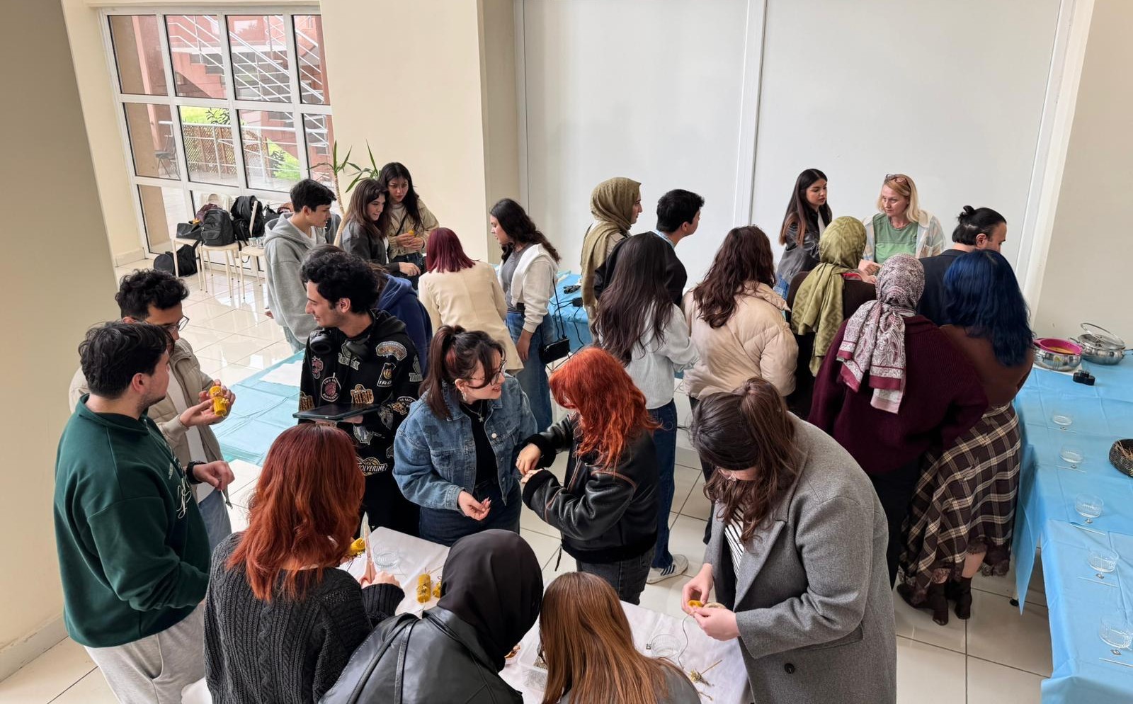 BAÜN BUBFA’da, Bal Mumu Yapımı Etkinliği ile Sürdürülebilirliğe ve Doğal Üretime Dikkat Çekildi 2