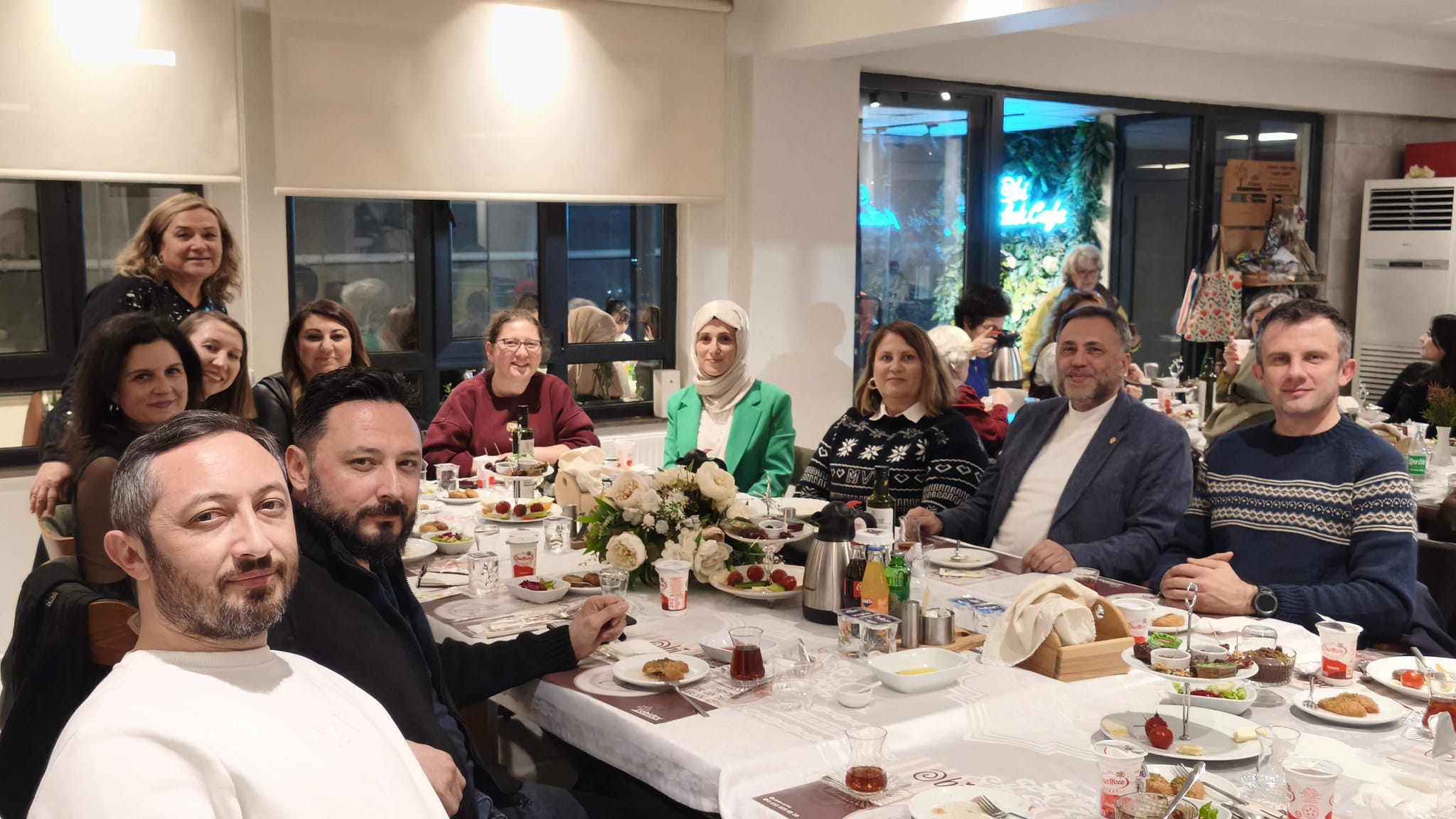  Yüksekokulumuz İftarda OBİDEV'de Bir Araya Geldi 2