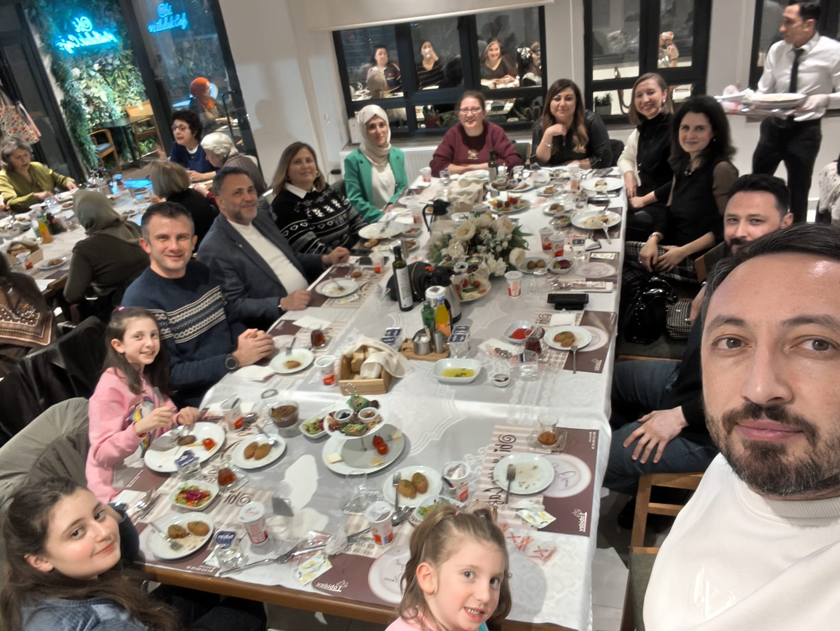  Yüksekokulumuz İftarda OBİDEV'de Bir Araya Geldi 1