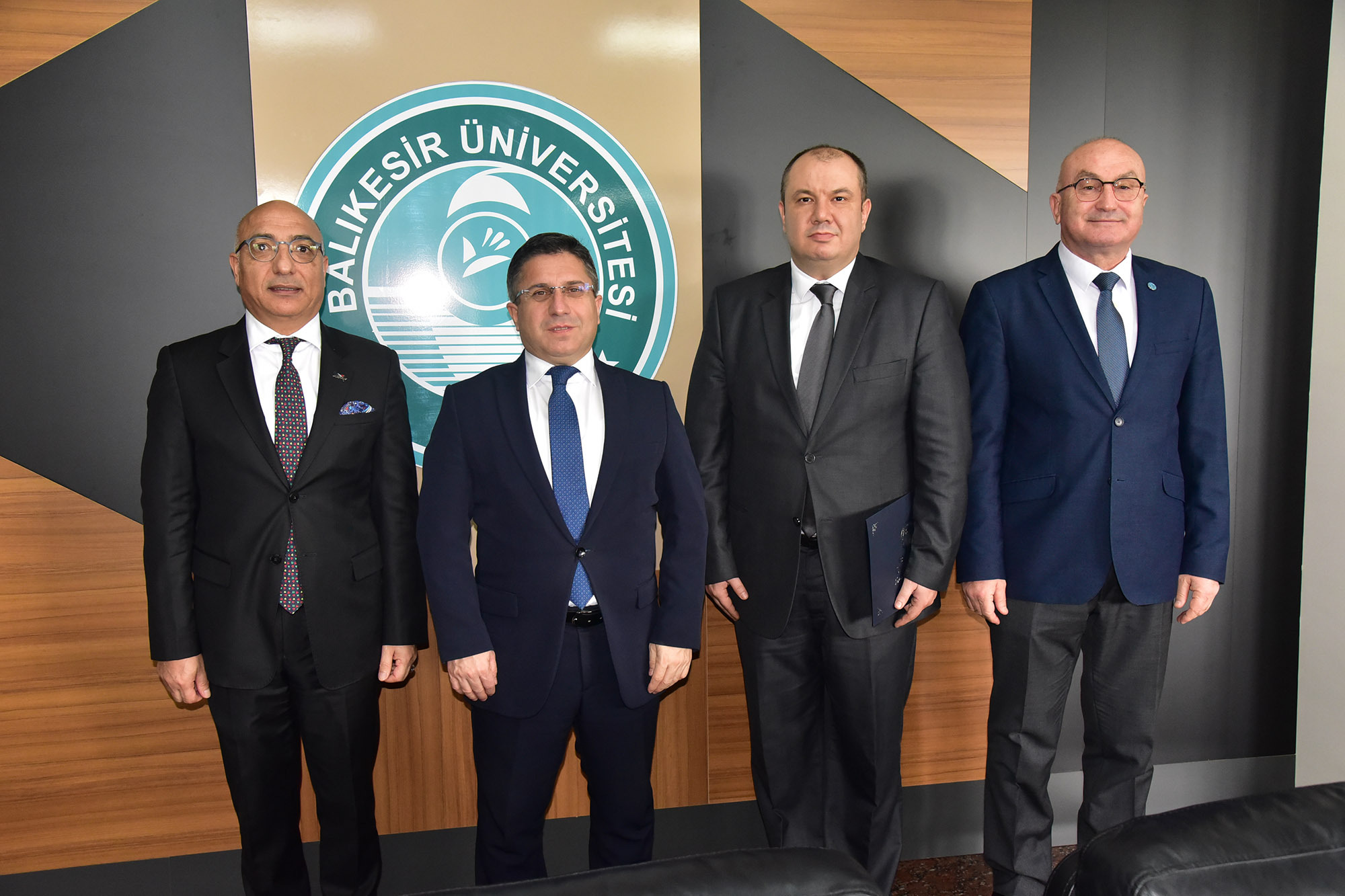 Yüksekokulumuzda Müdürlük Devir Teslimi Gerçekleşti.