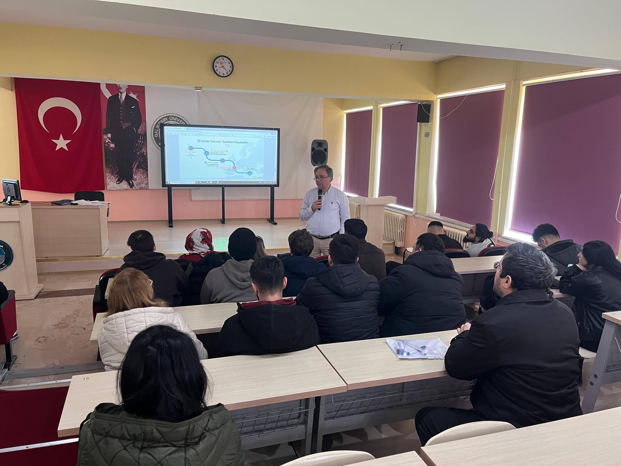 Erasmus Information Meeting Held at Edremit Vocational School 4